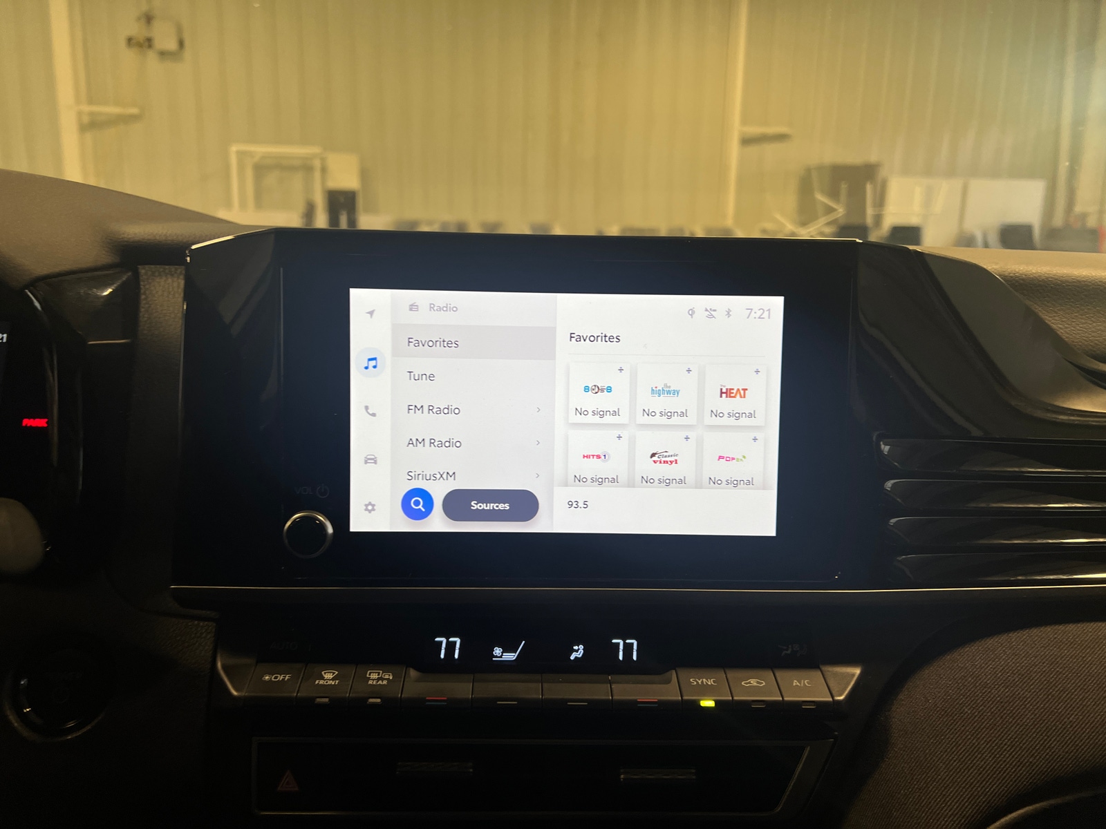 Thumbnail: 2025 Toyota Camry - 4