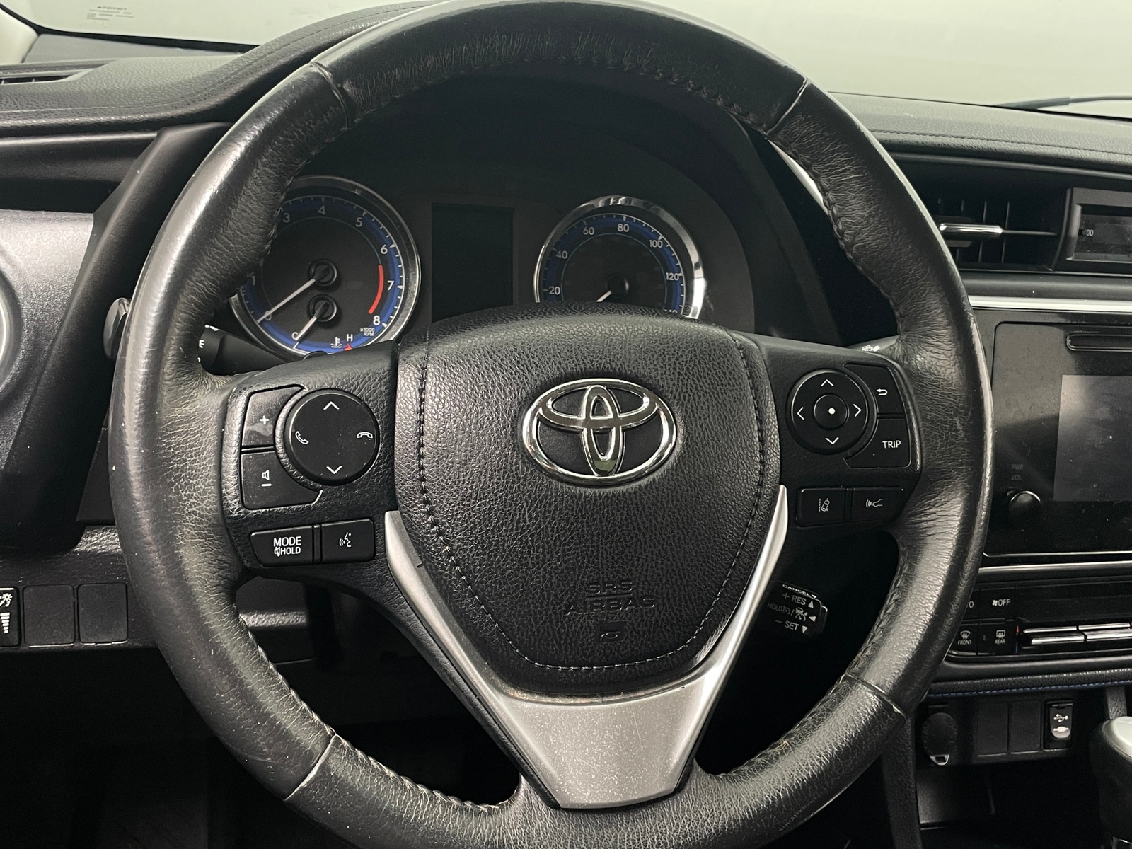 Thumbnail: 2017 Toyota Corolla - 5