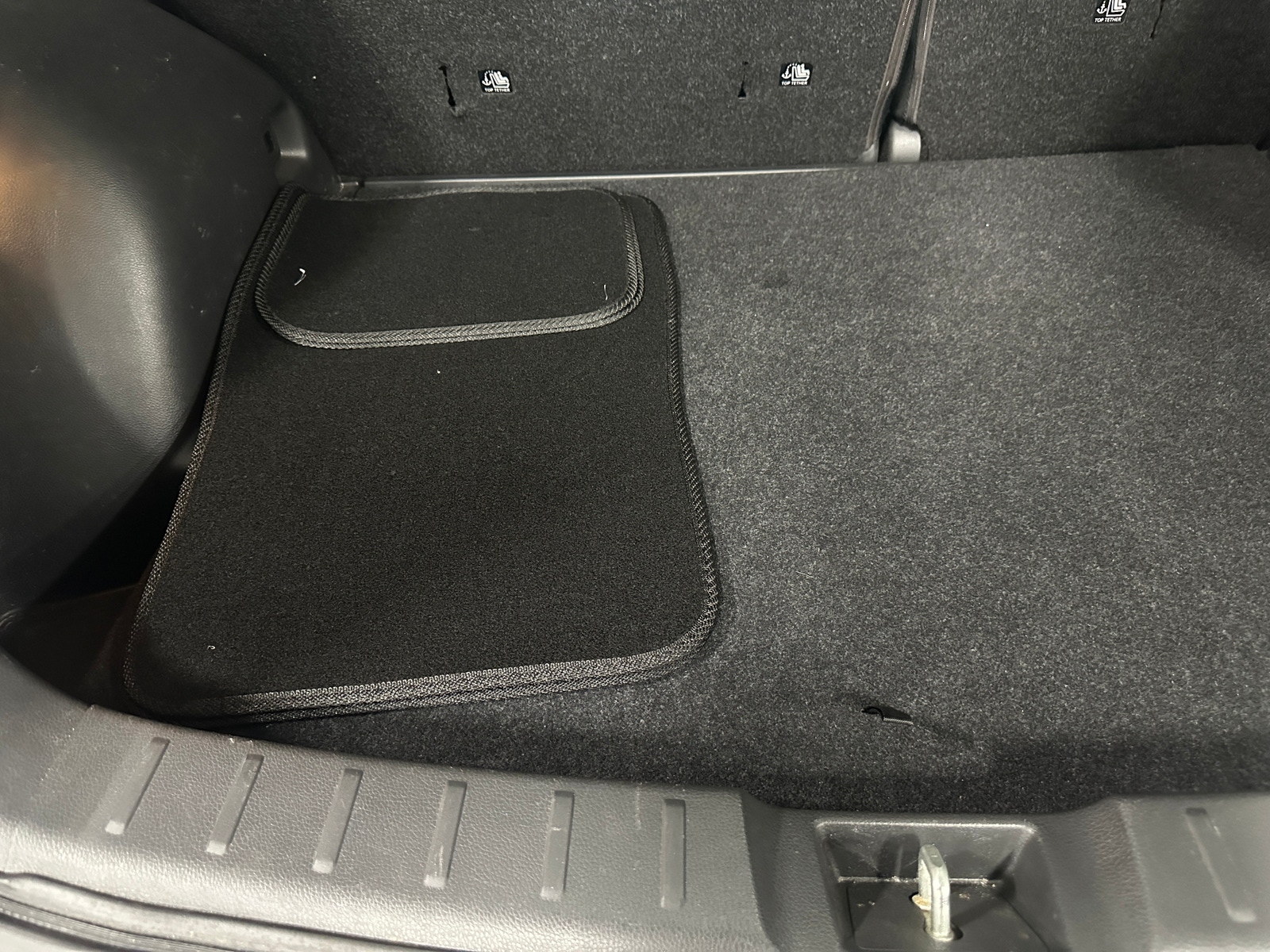 Thumbnail: 2018 Mitsubishi Eclipse Cross - 7