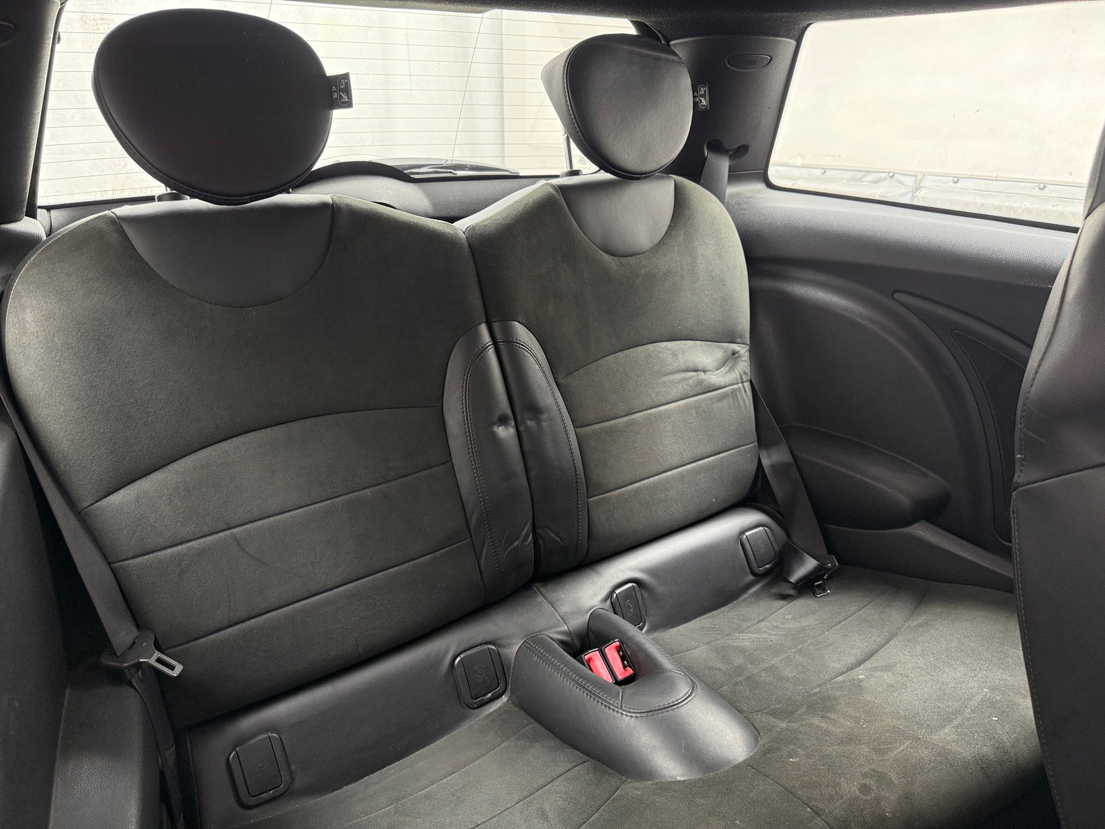 Thumbnail: 2013 MINI Cooper Hardtop - 6