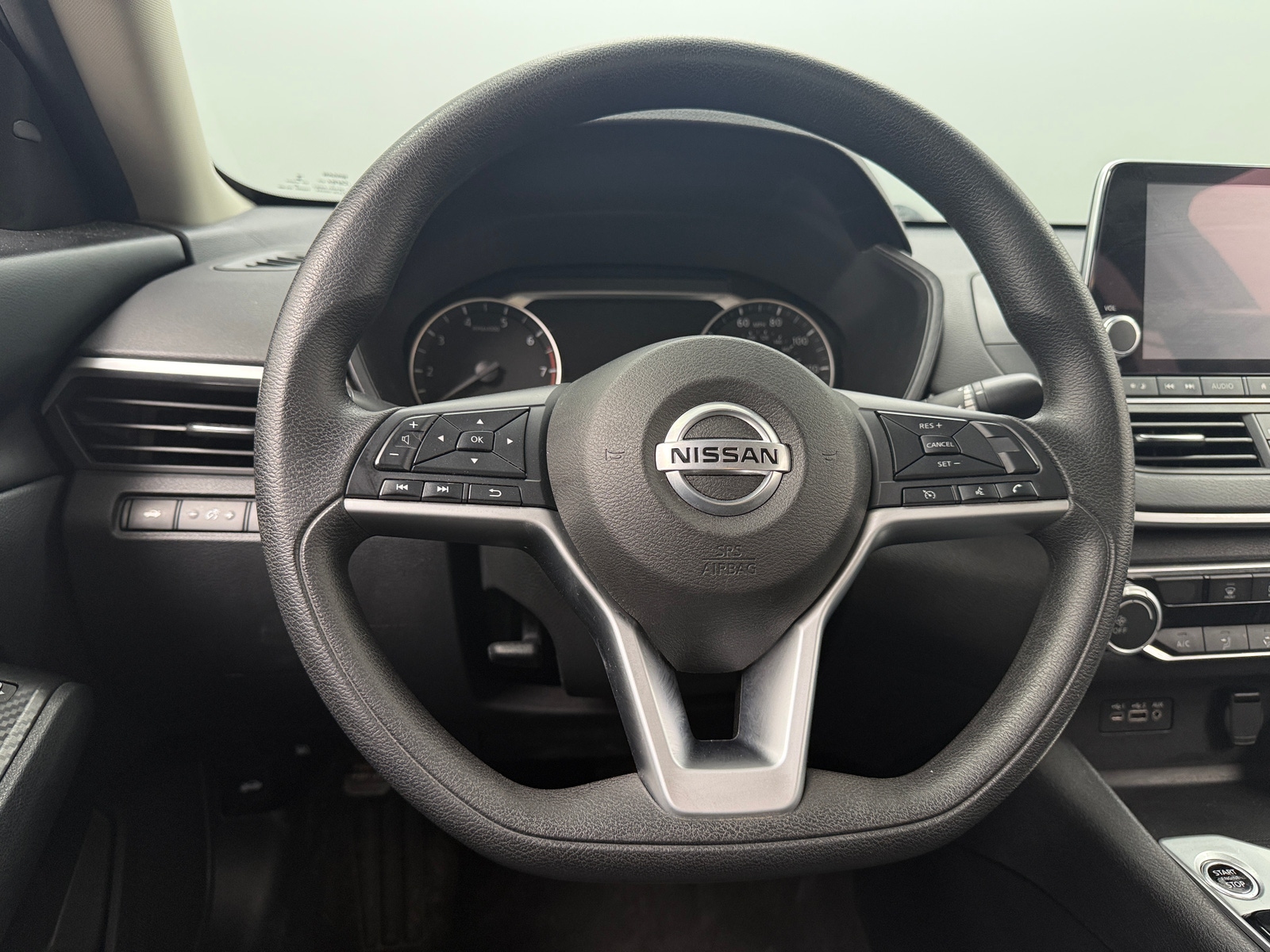 Thumbnail: 2022 Nissan Altima - 5