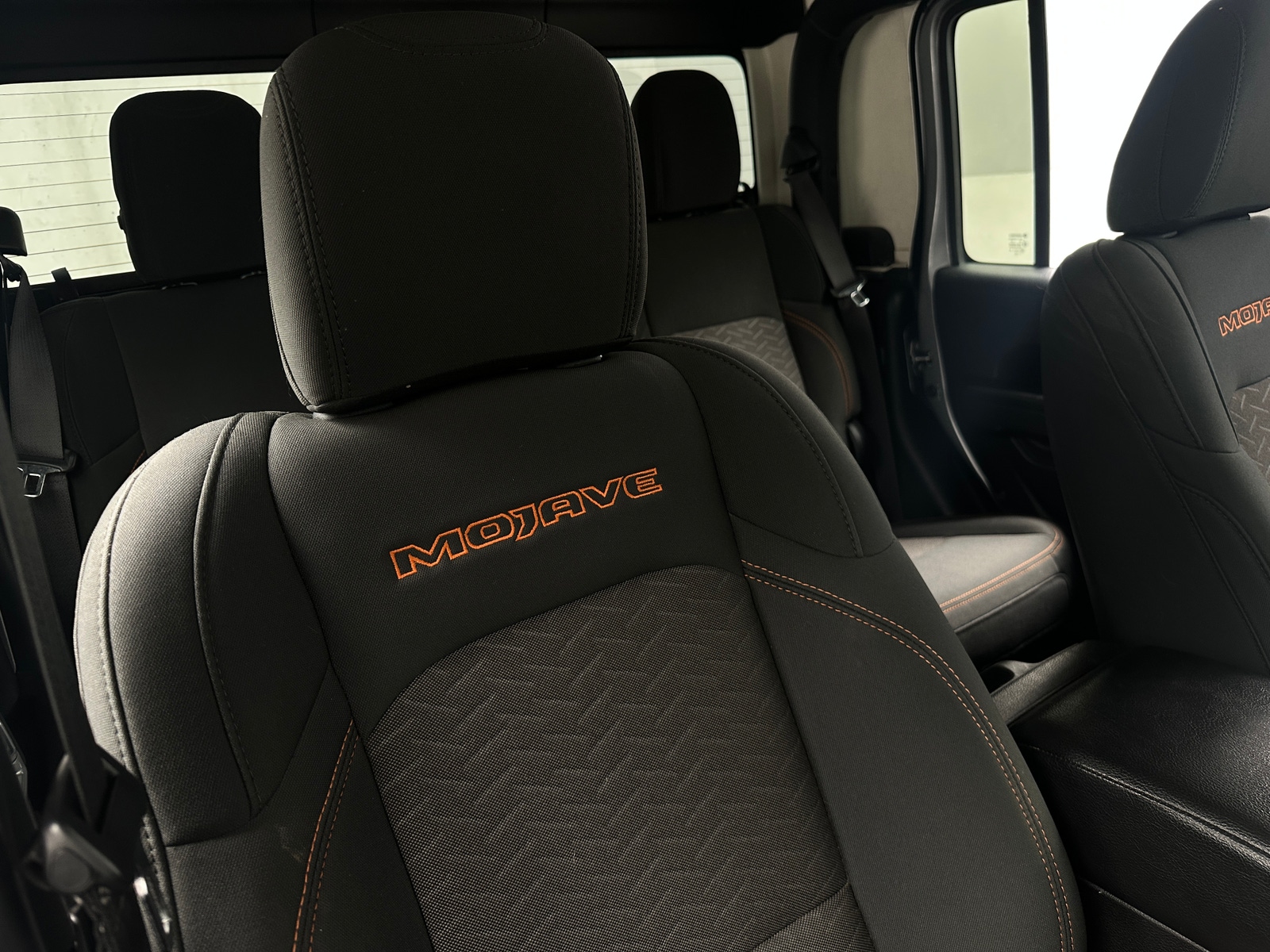 Thumbnail: 2020 Jeep Gladiator - 2