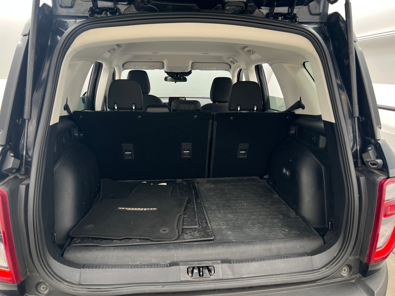 Thumbnail: 2021 Ford Bronco Sport - 7