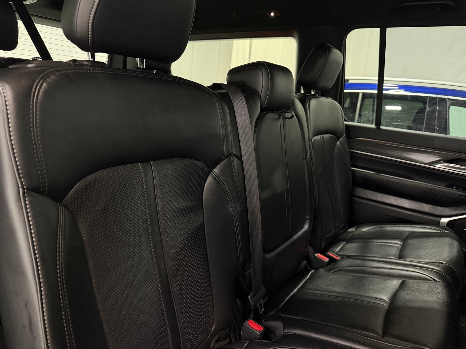 Thumbnail: 2024 Jeep Wagoneer - 6