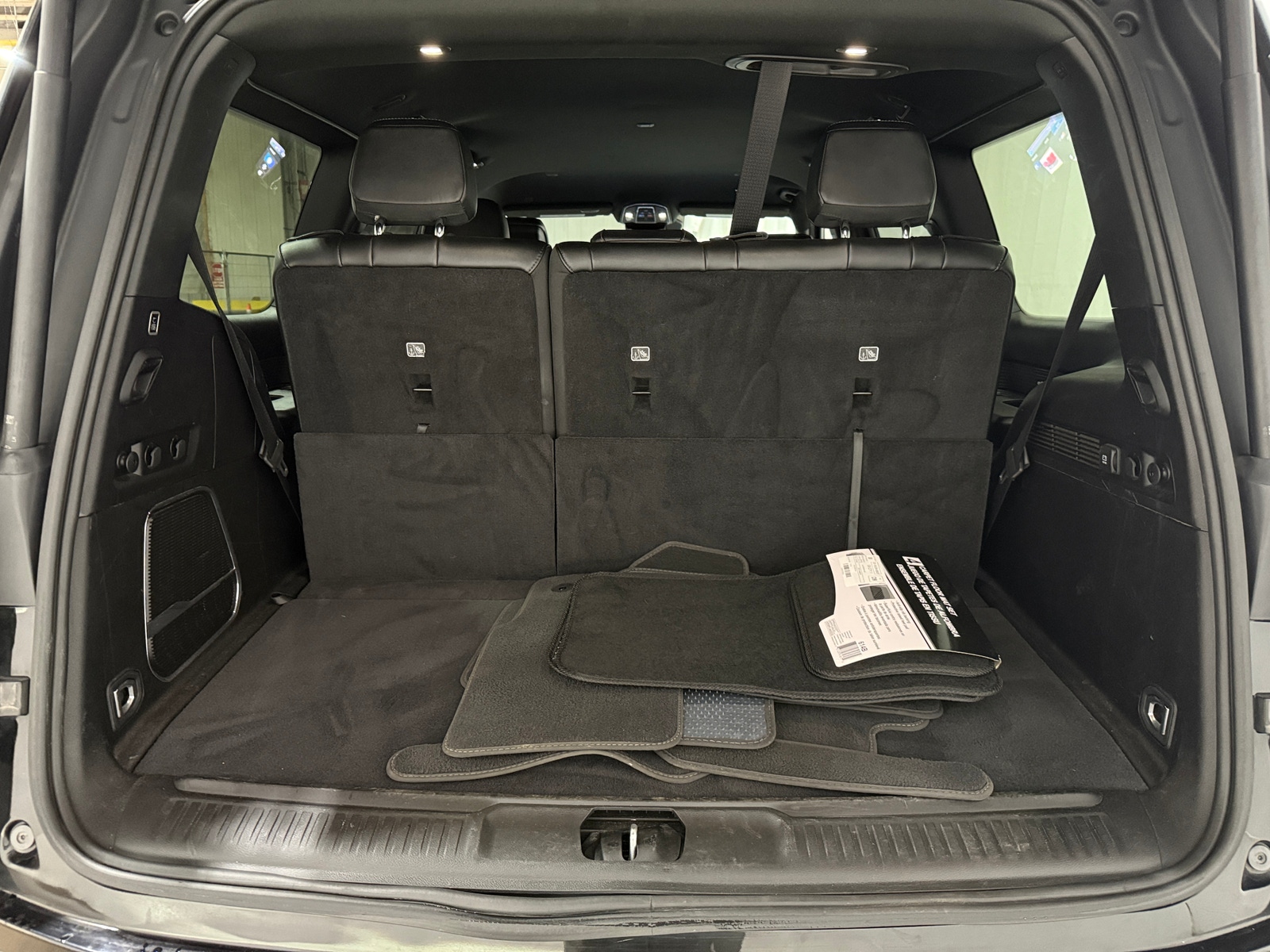 Thumbnail: 2024 Jeep Wagoneer - 7