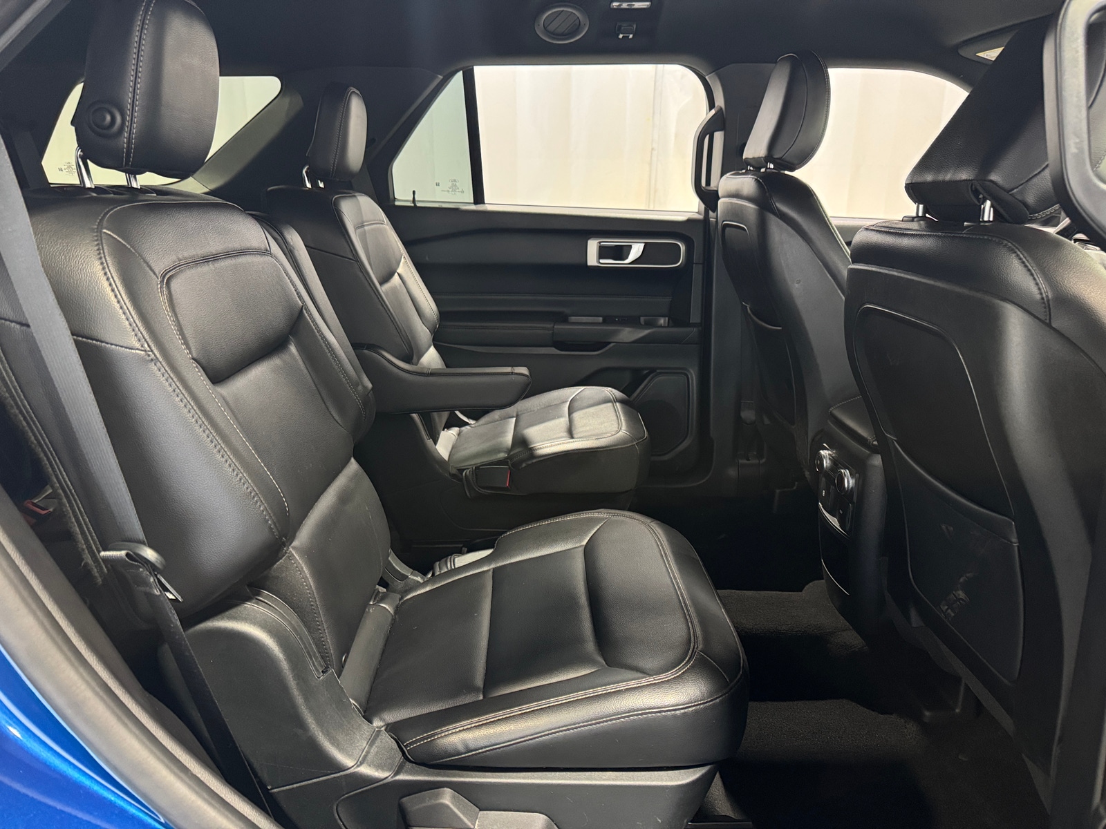 Thumbnail: 2020 Ford Explorer - 6