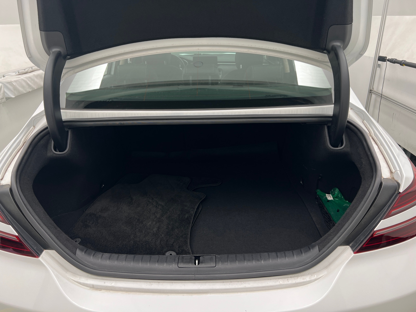 Thumbnail: 2025 Genesis G70 - 6