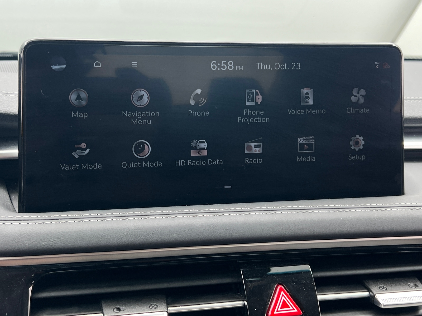 Thumbnail: 2025 Genesis G70 - 3