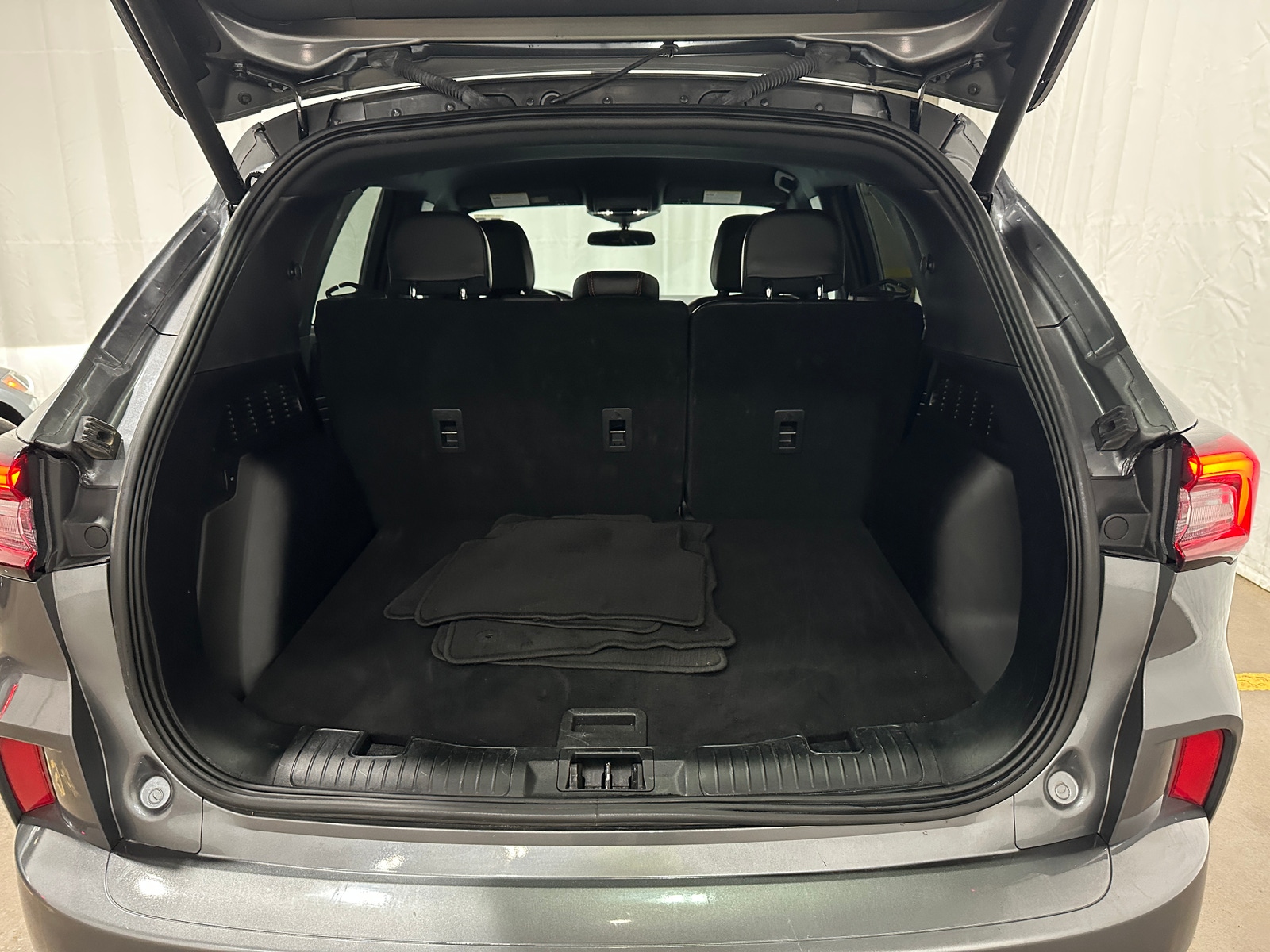 Thumbnail: 2024 Ford Escape - 6