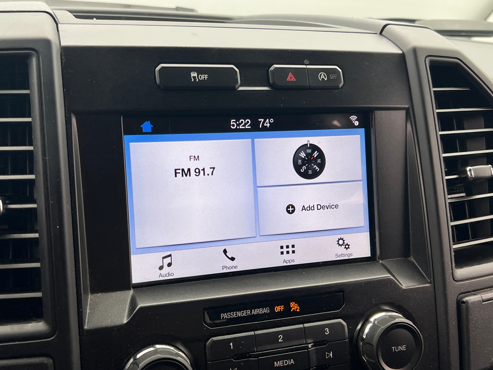 Thumbnail: 2018 Ford Econoline - 4