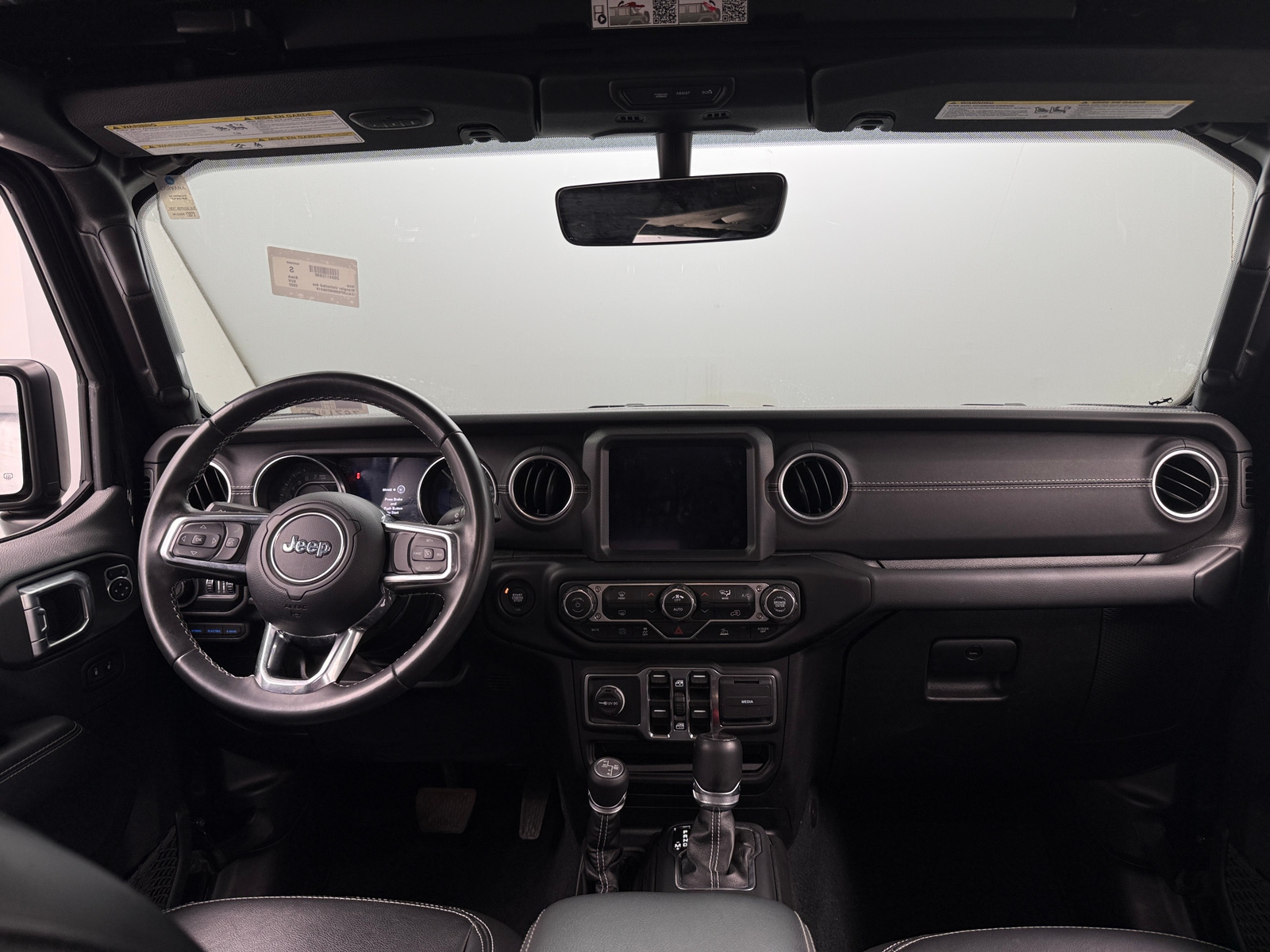 Thumbnail: 2022 Jeep Wrangler - 3