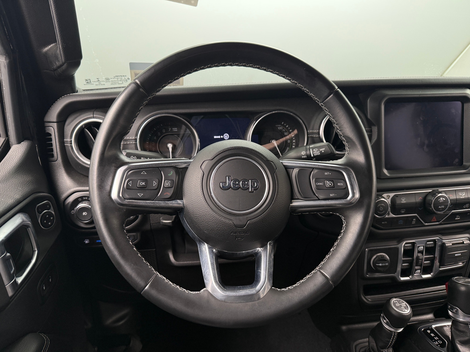 Thumbnail: 2022 Jeep Wrangler - 5