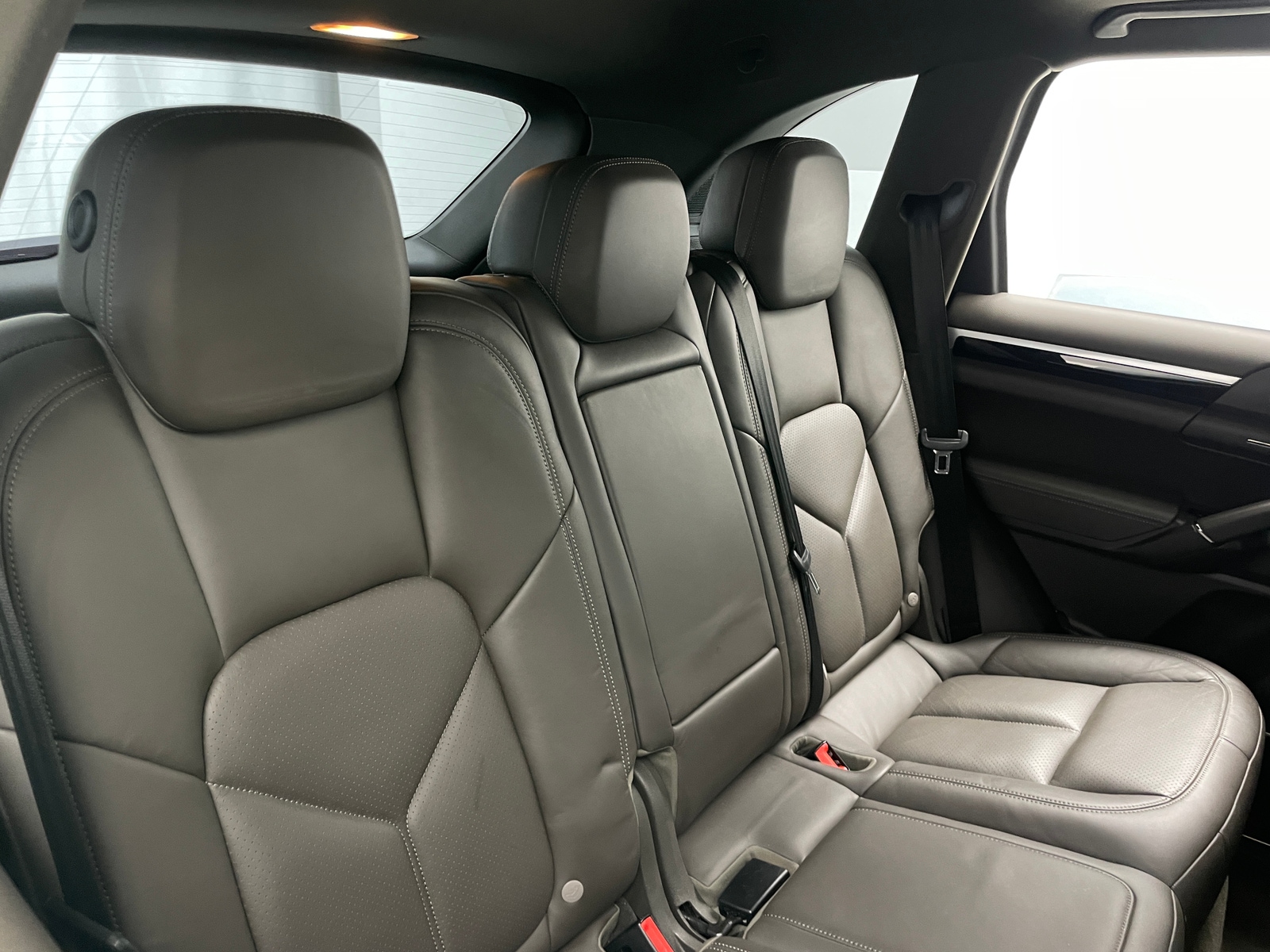 Thumbnail: 2018 Porsche Cayenne - 5