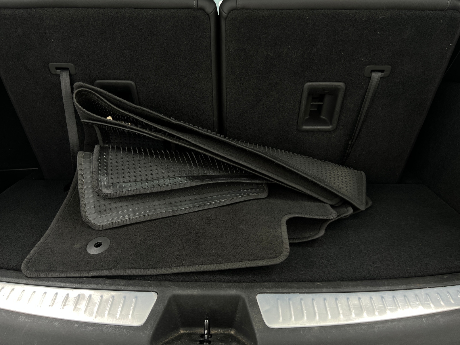 Thumbnail: 2023 Cadillac XT6 - 6