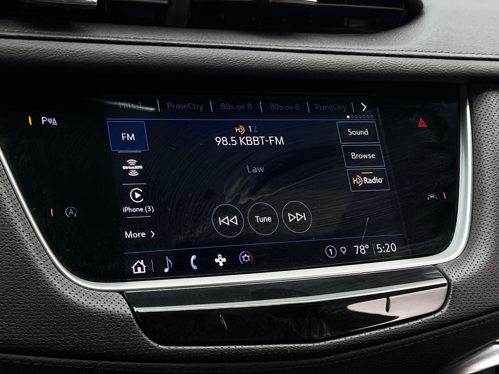 Thumbnail: 2023 Cadillac XT6 - 3