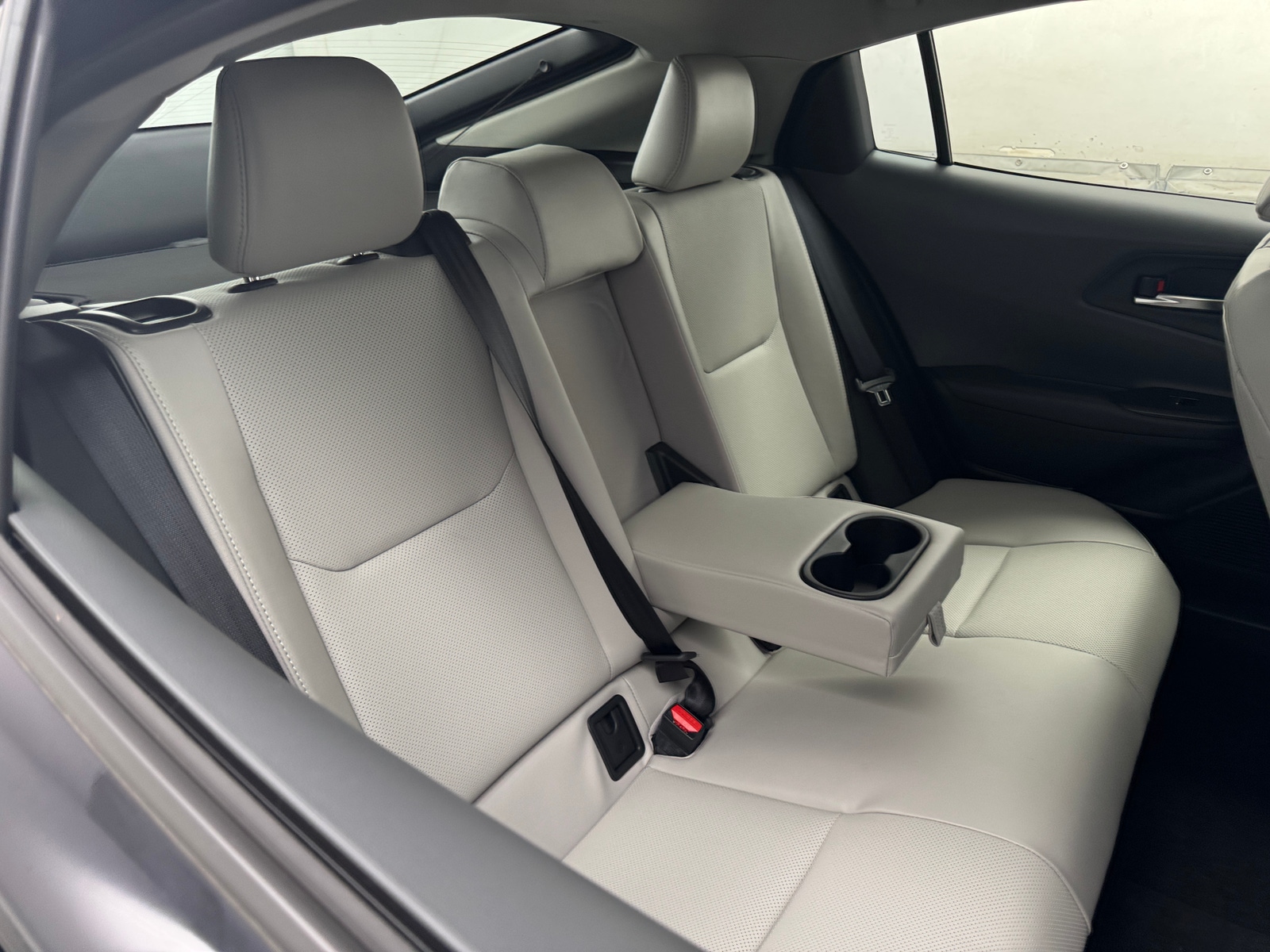 Thumbnail: 2024 Toyota Prius - 6