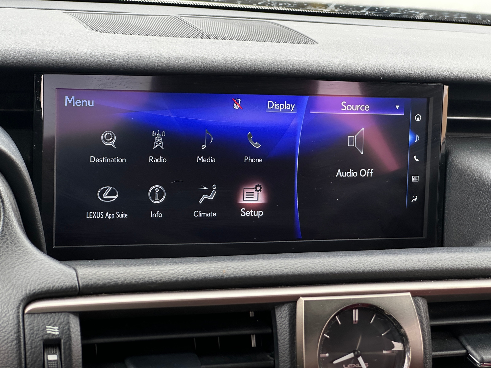 Thumbnail: 2020 Lexus IS - 3