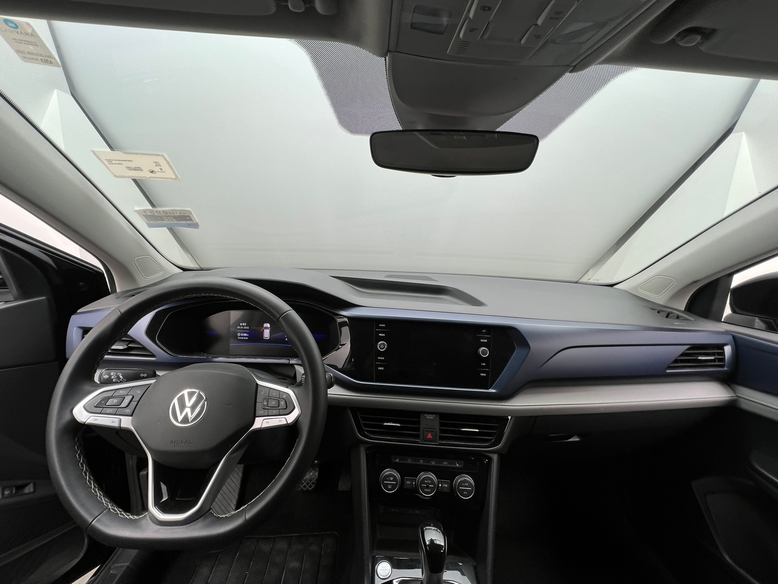 Thumbnail: 2024 Volkswagen Taos - 3