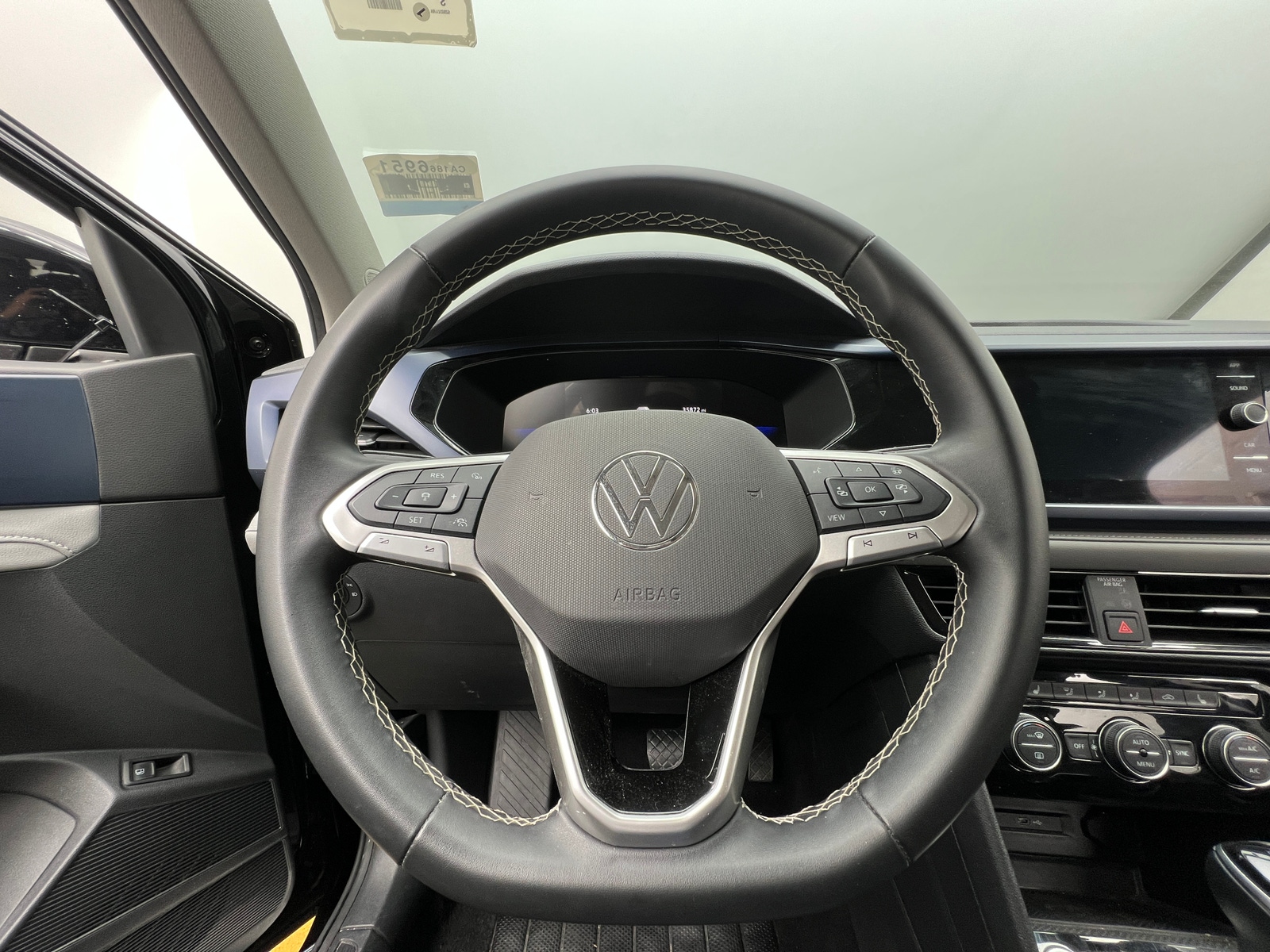 Thumbnail: 2024 Volkswagen Taos - 5