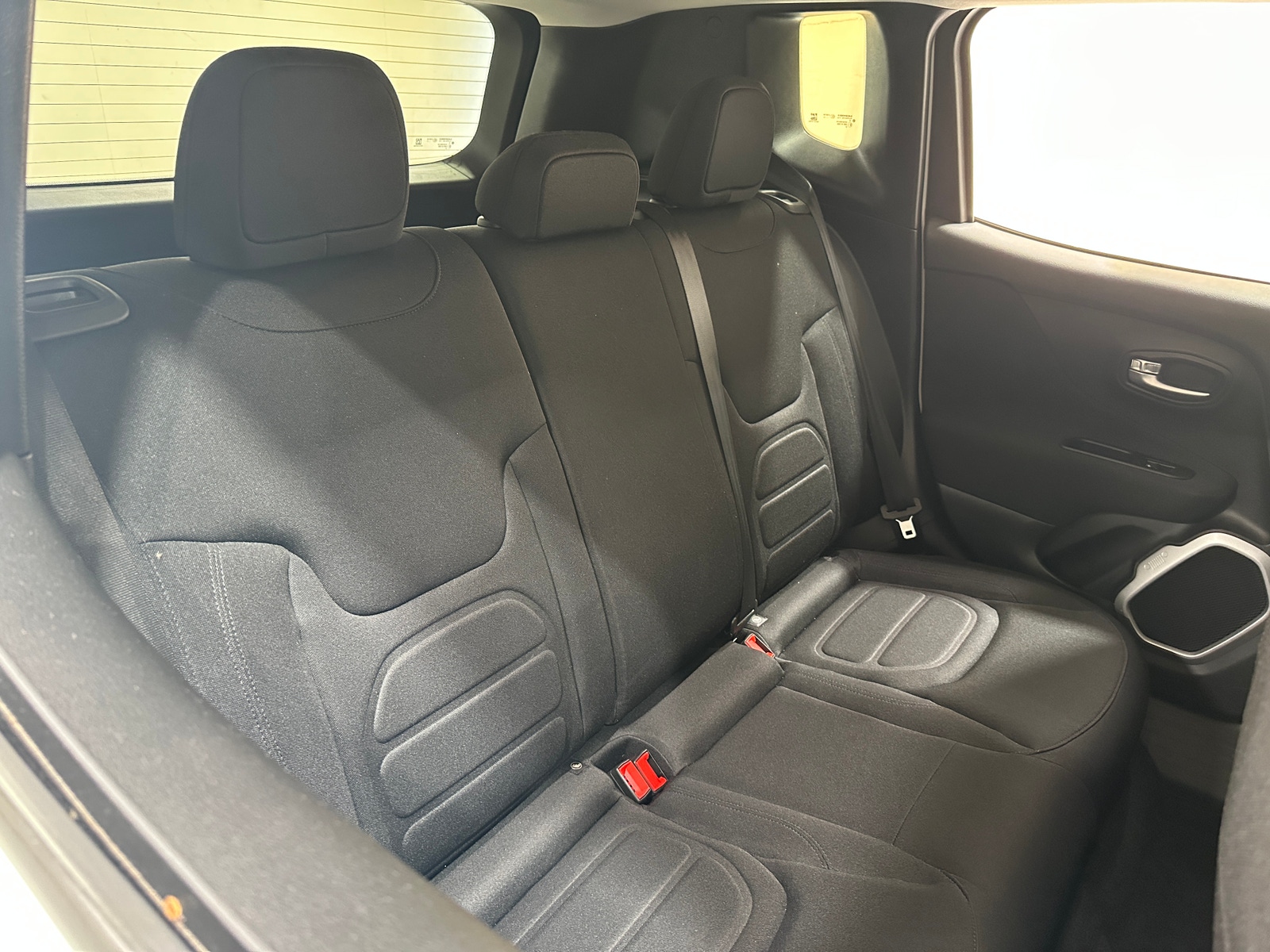 Thumbnail: 2019 Jeep Renegade - 6