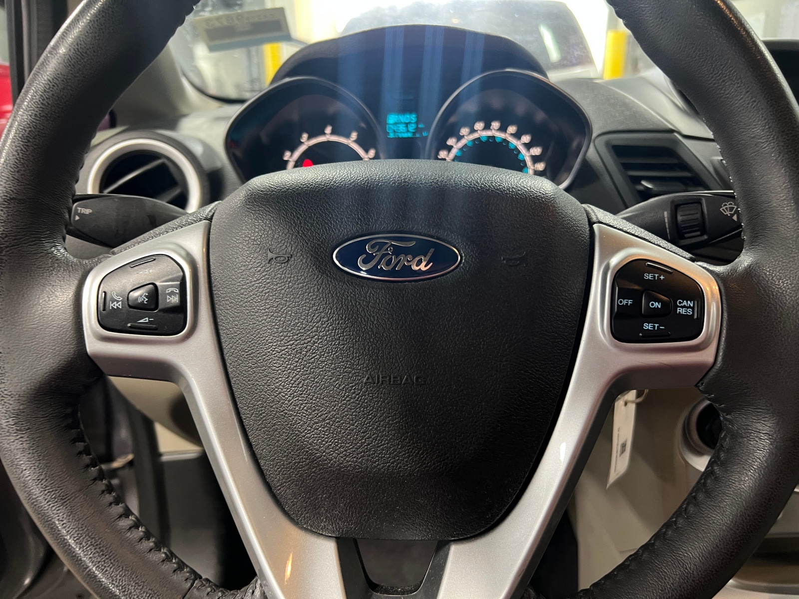 Thumbnail: 2014 Ford Fiesta - 5