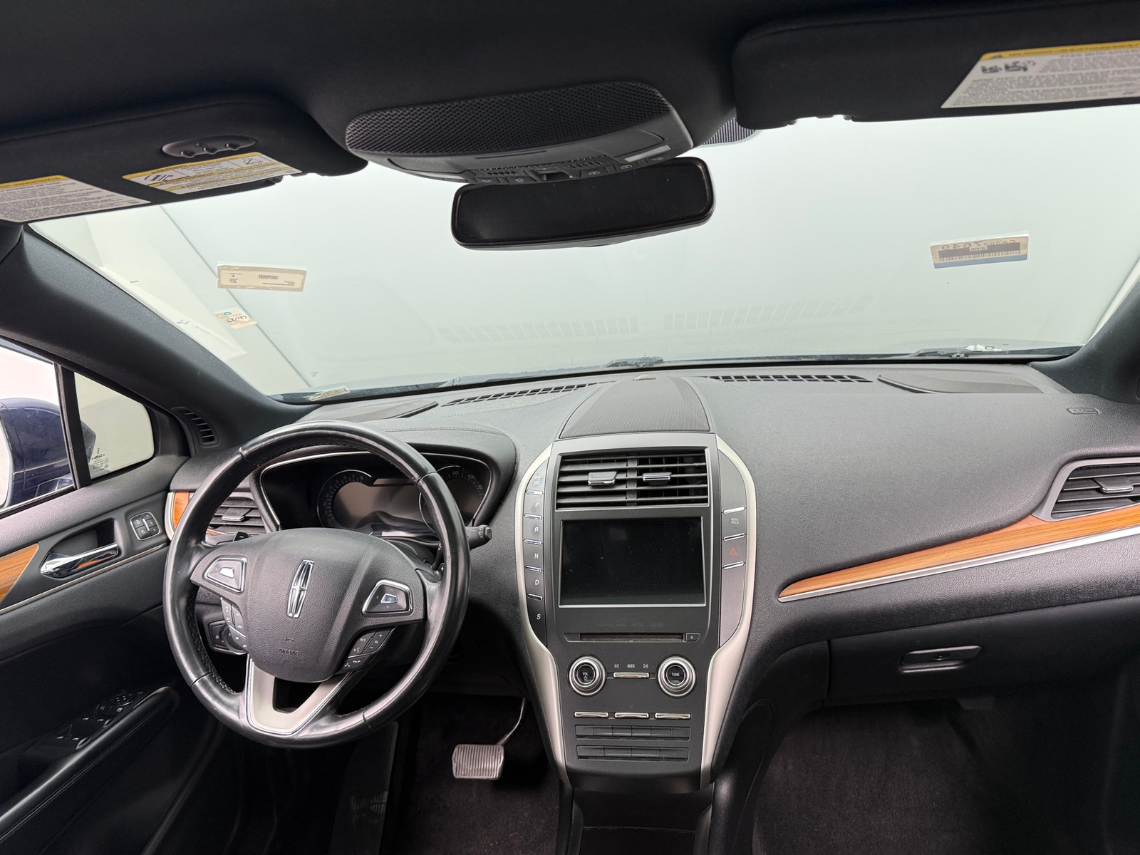 Thumbnail: 2017 Lincoln MKC - 2