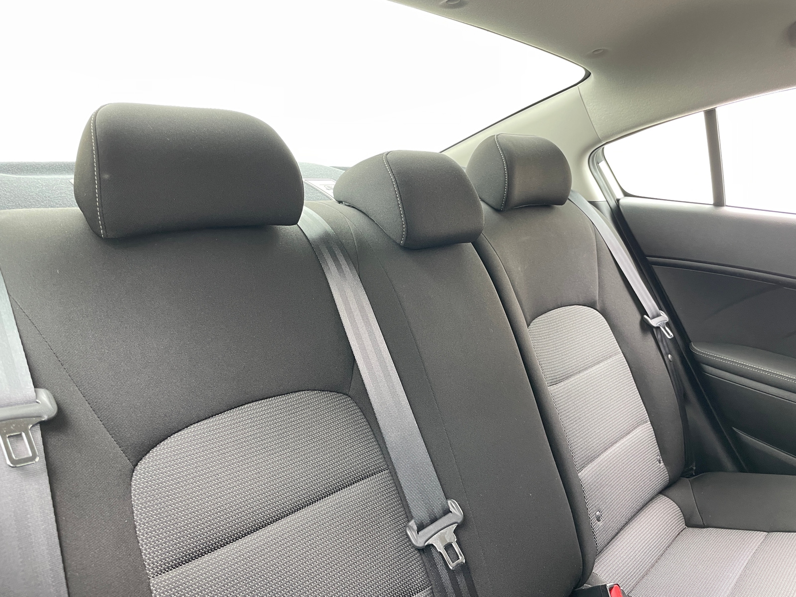 Thumbnail: 2017 Kia Forte - 6