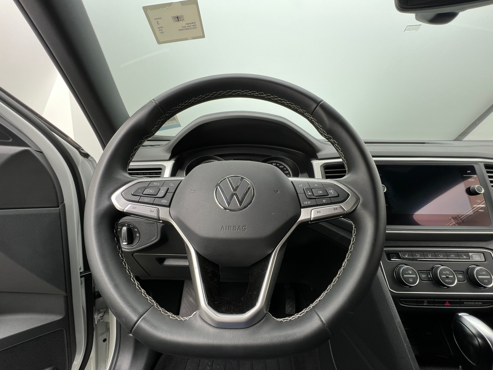 Thumbnail: 2021 Volkswagen Atlas - 4