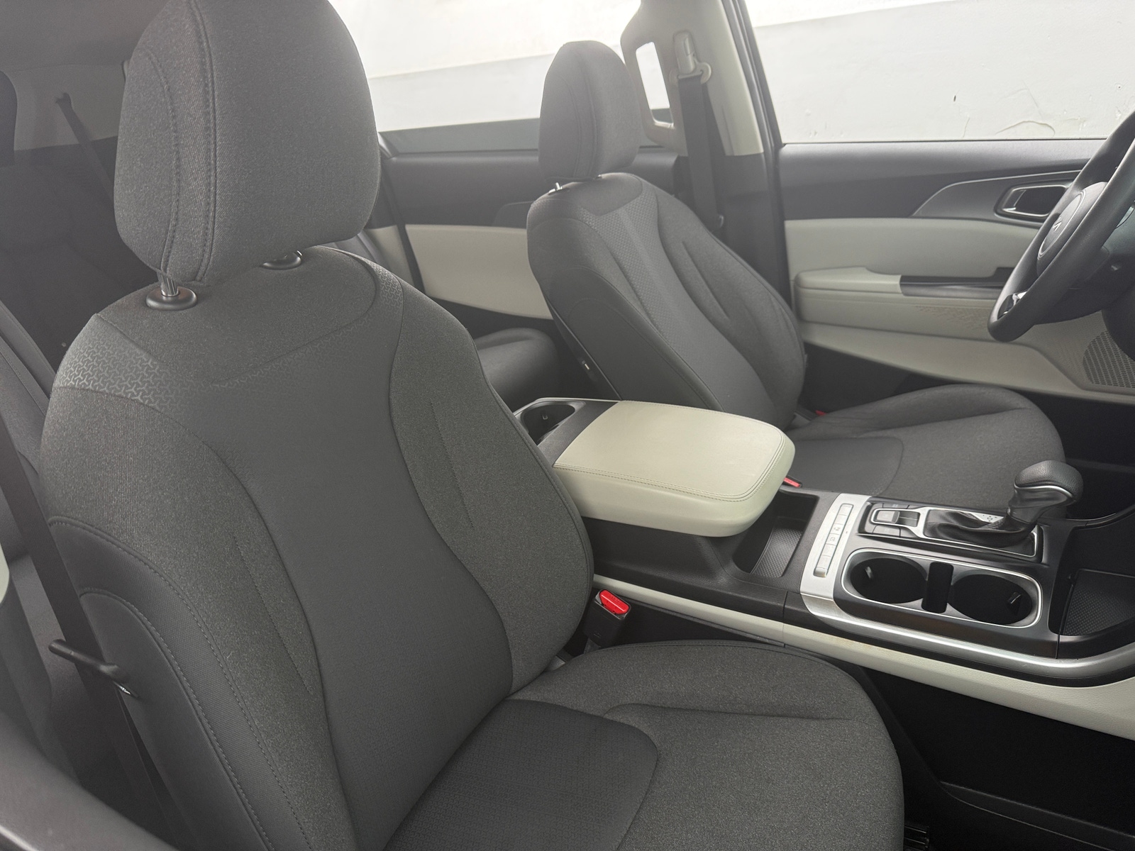 Thumbnail: 2022 Kia Carnival - 2