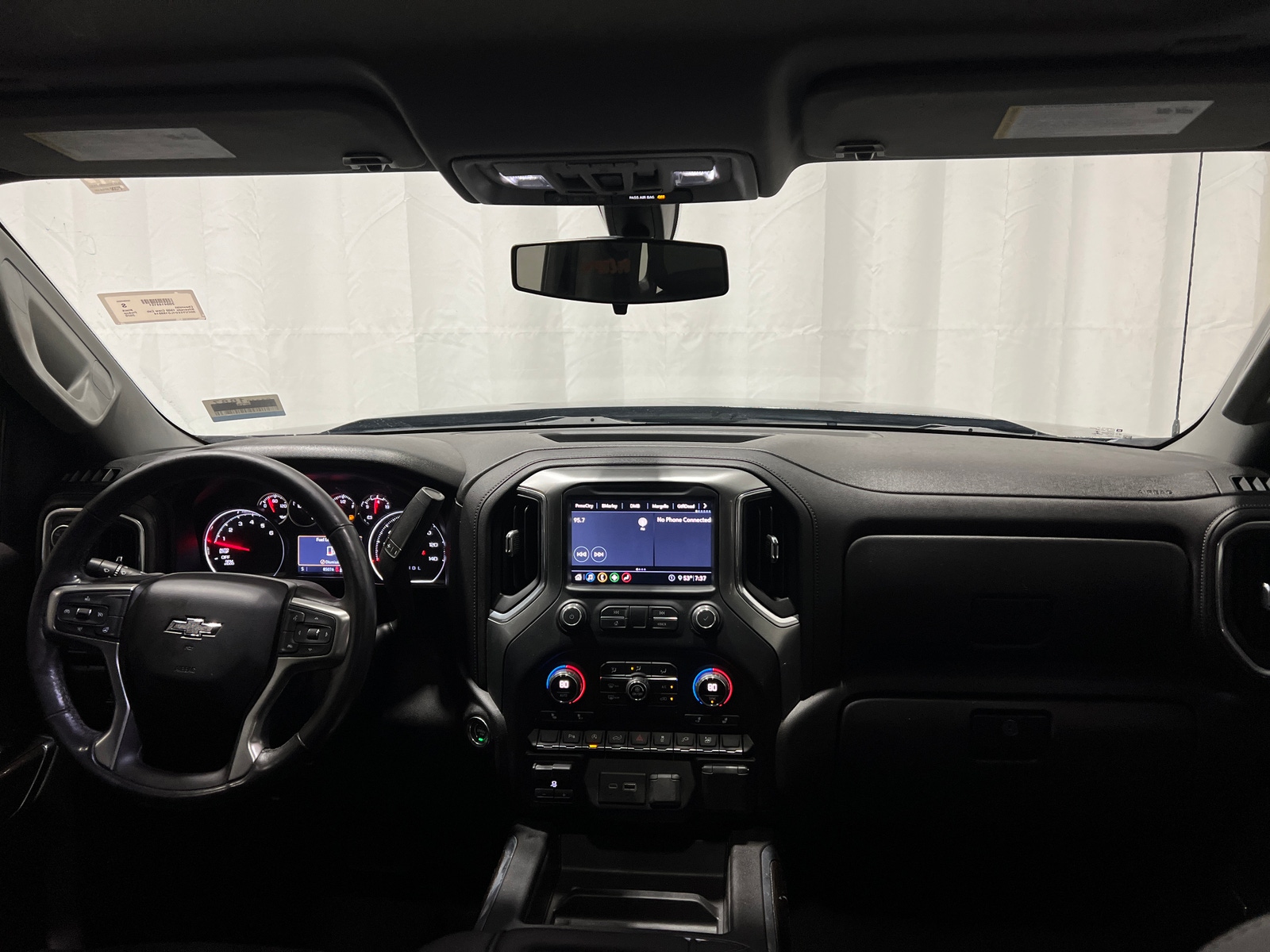 Thumbnail: 2020 Chevrolet Silverado 1500 - 2