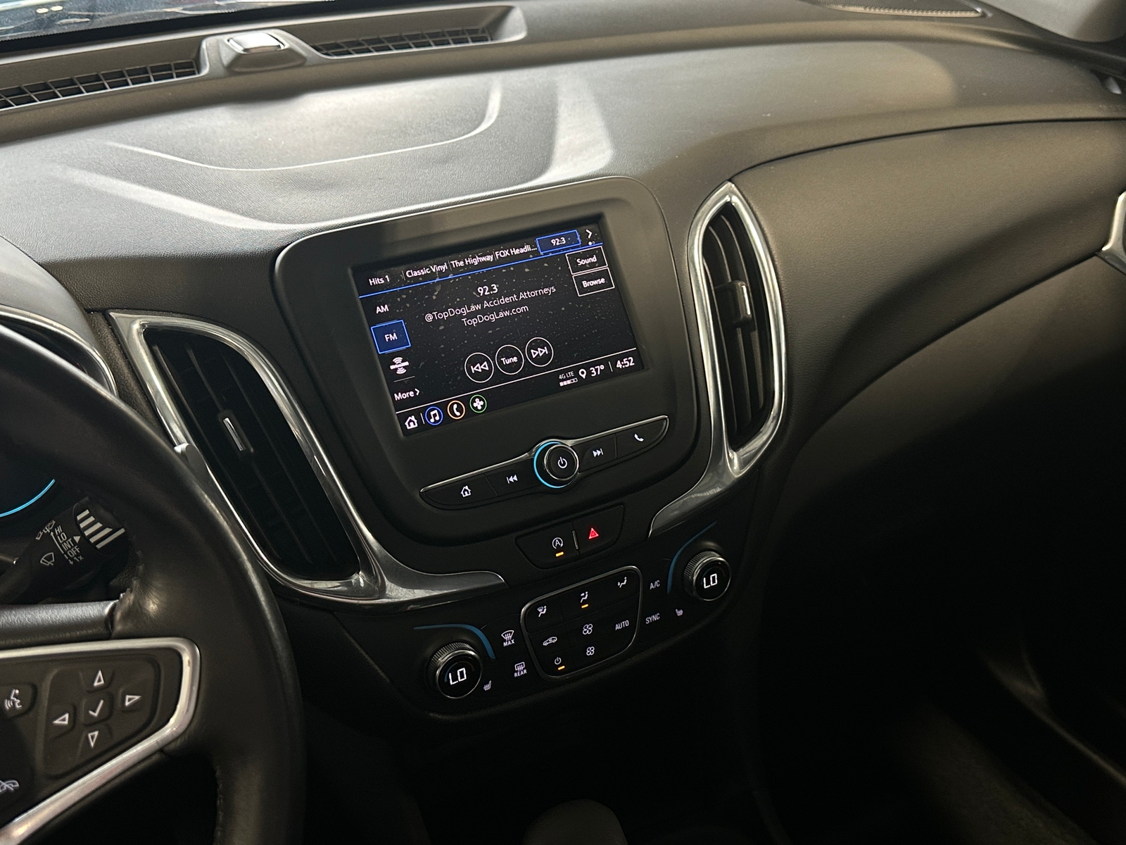 Thumbnail: 2022 Chevrolet Equinox - 4