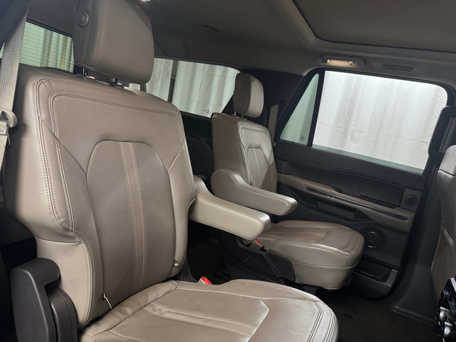 Thumbnail: 2020 Ford Expedition MAX - 5