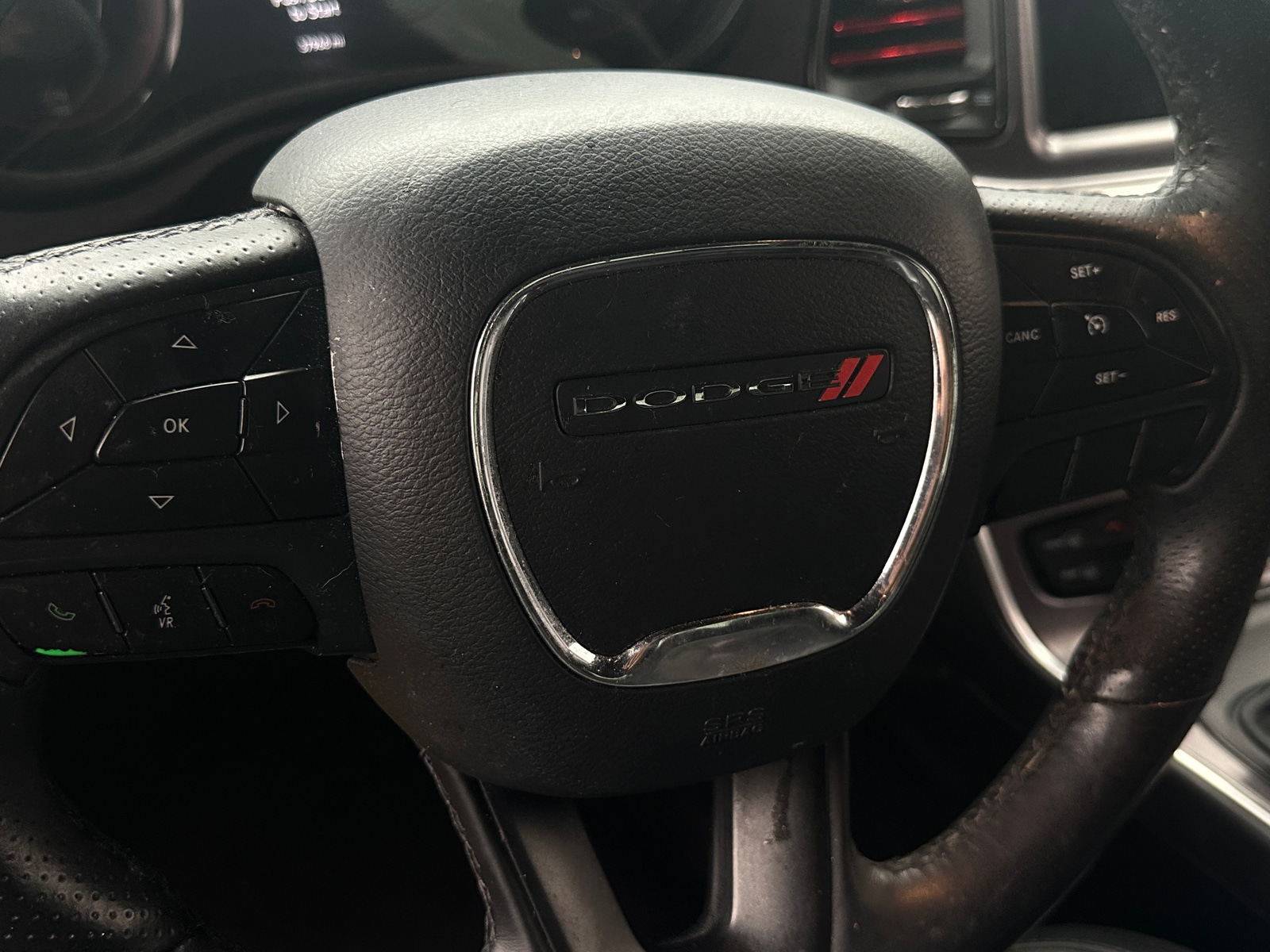 Thumbnail: 2018 Dodge Challenger - 3