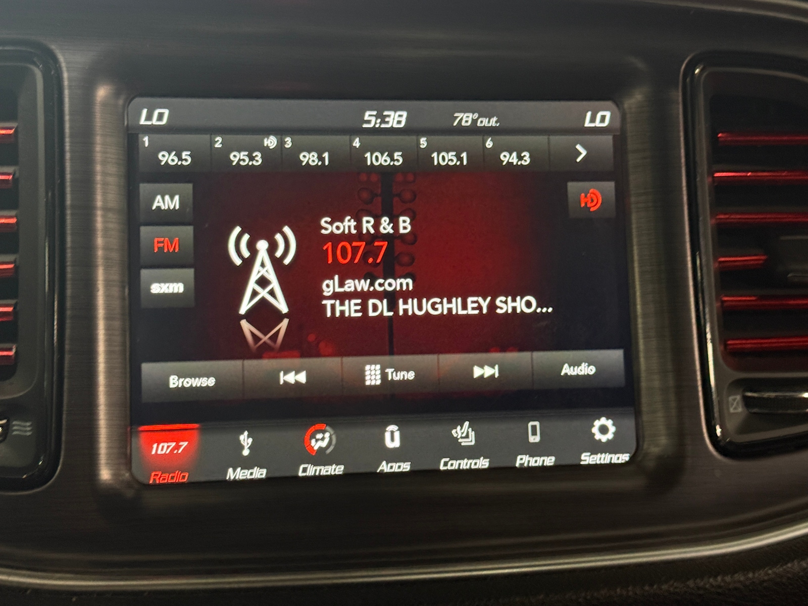 Thumbnail: 2018 Dodge Challenger - 2