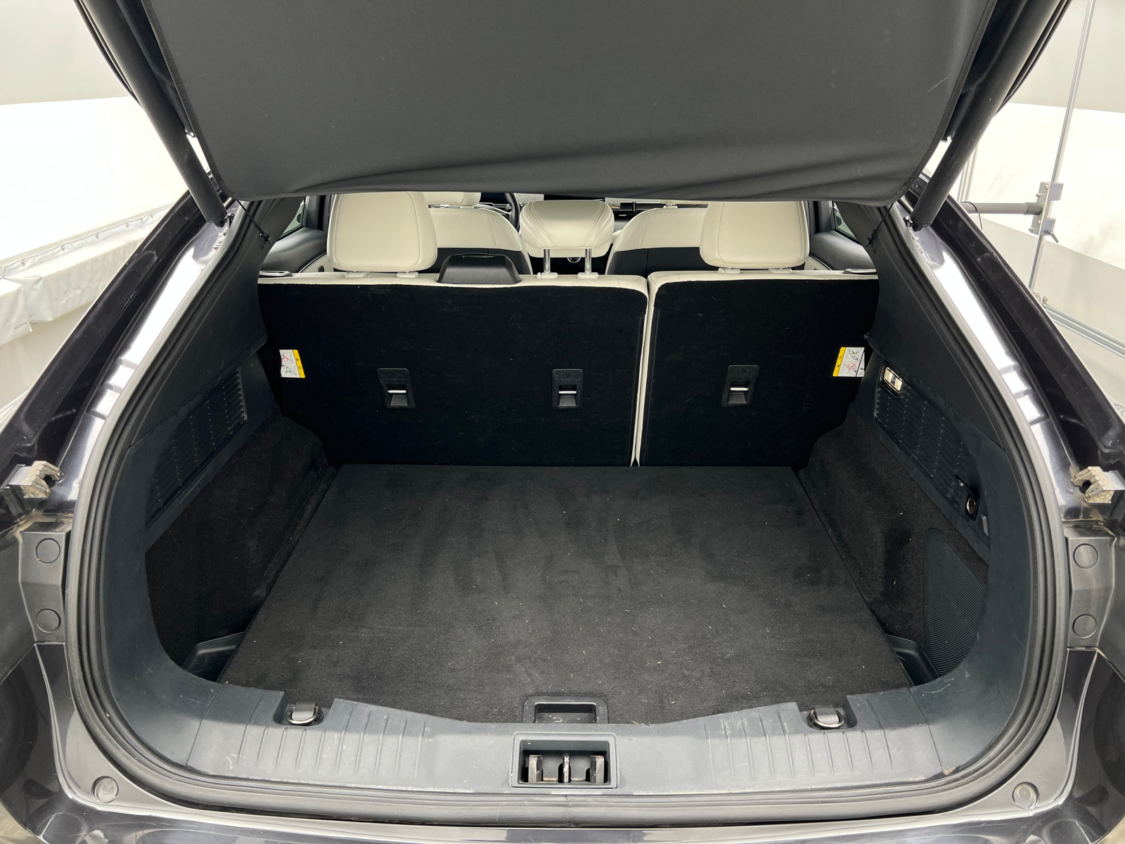 Thumbnail: 2022 Ford Mustang Mach-E - 6