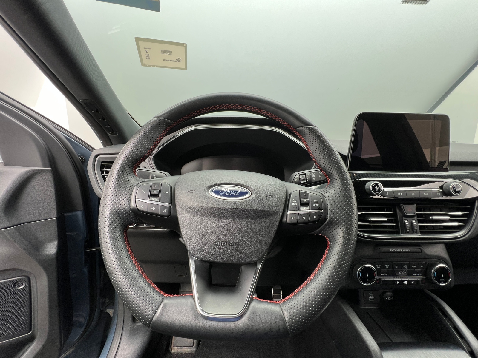 Thumbnail: 2023 Ford Escape - 5