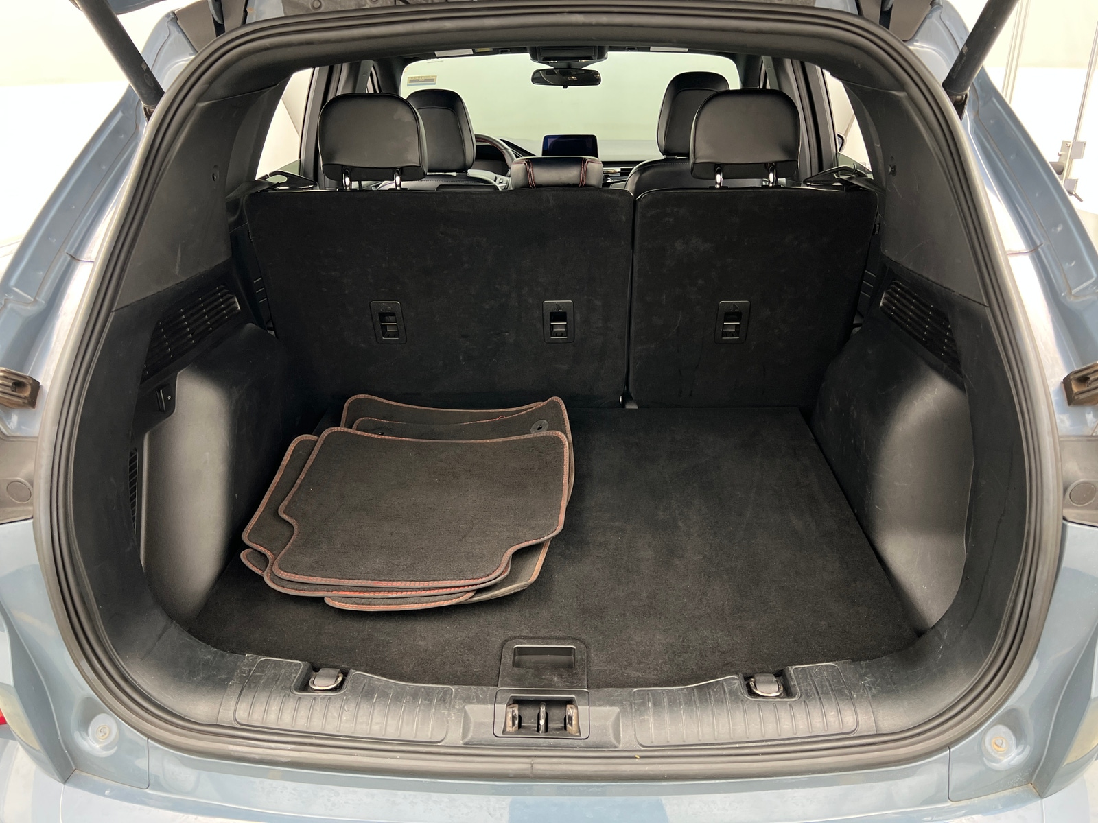 Thumbnail: 2023 Ford Escape - 7