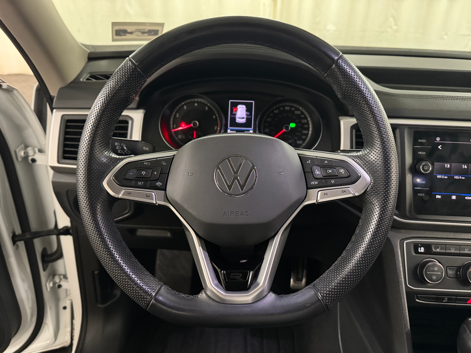 Thumbnail: 2021 Volkswagen Atlas - 5