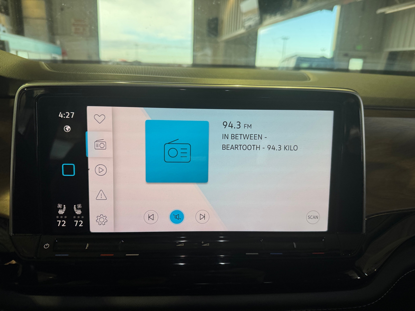 Thumbnail: 2024 Volkswagen Atlas - 3