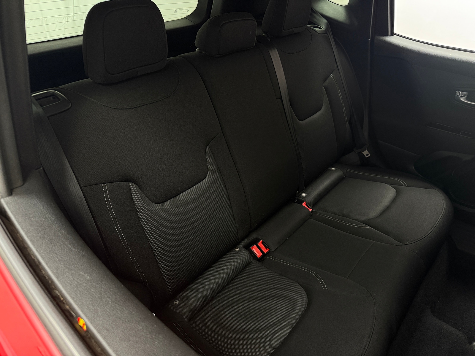 Thumbnail: 2021 Jeep Renegade - 6