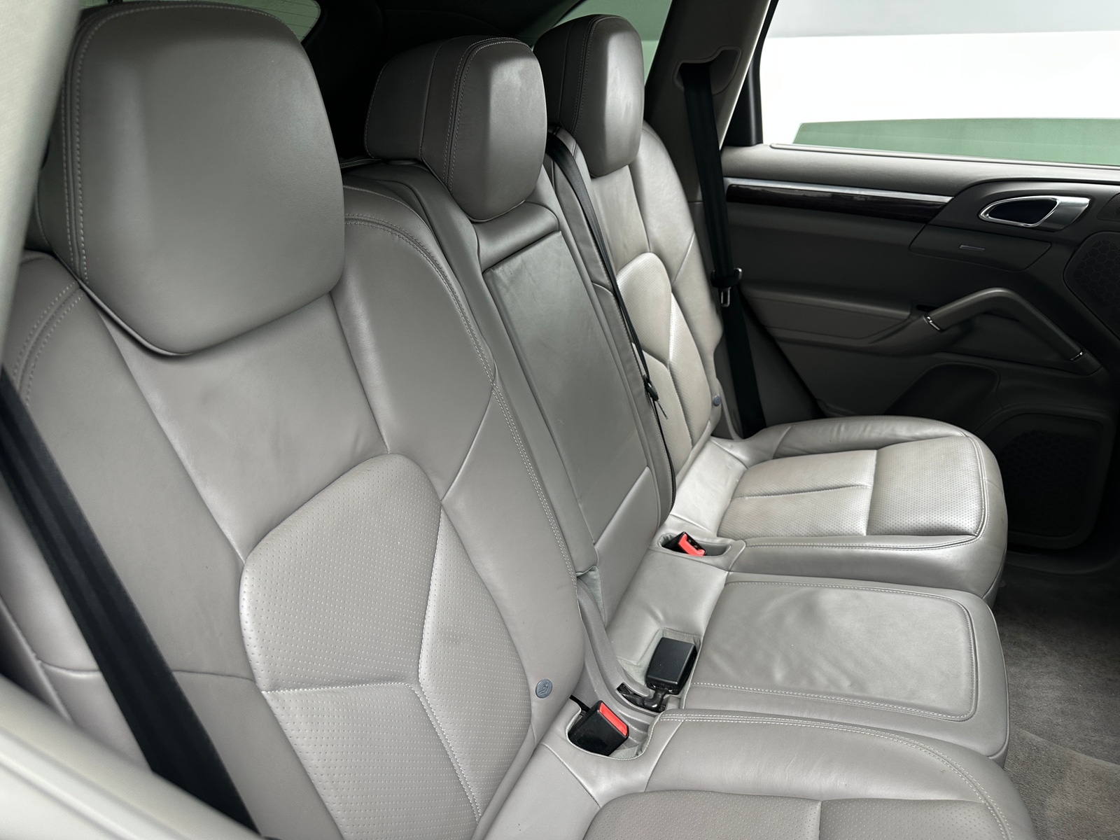 Thumbnail: 2012 Porsche Cayenne - 5