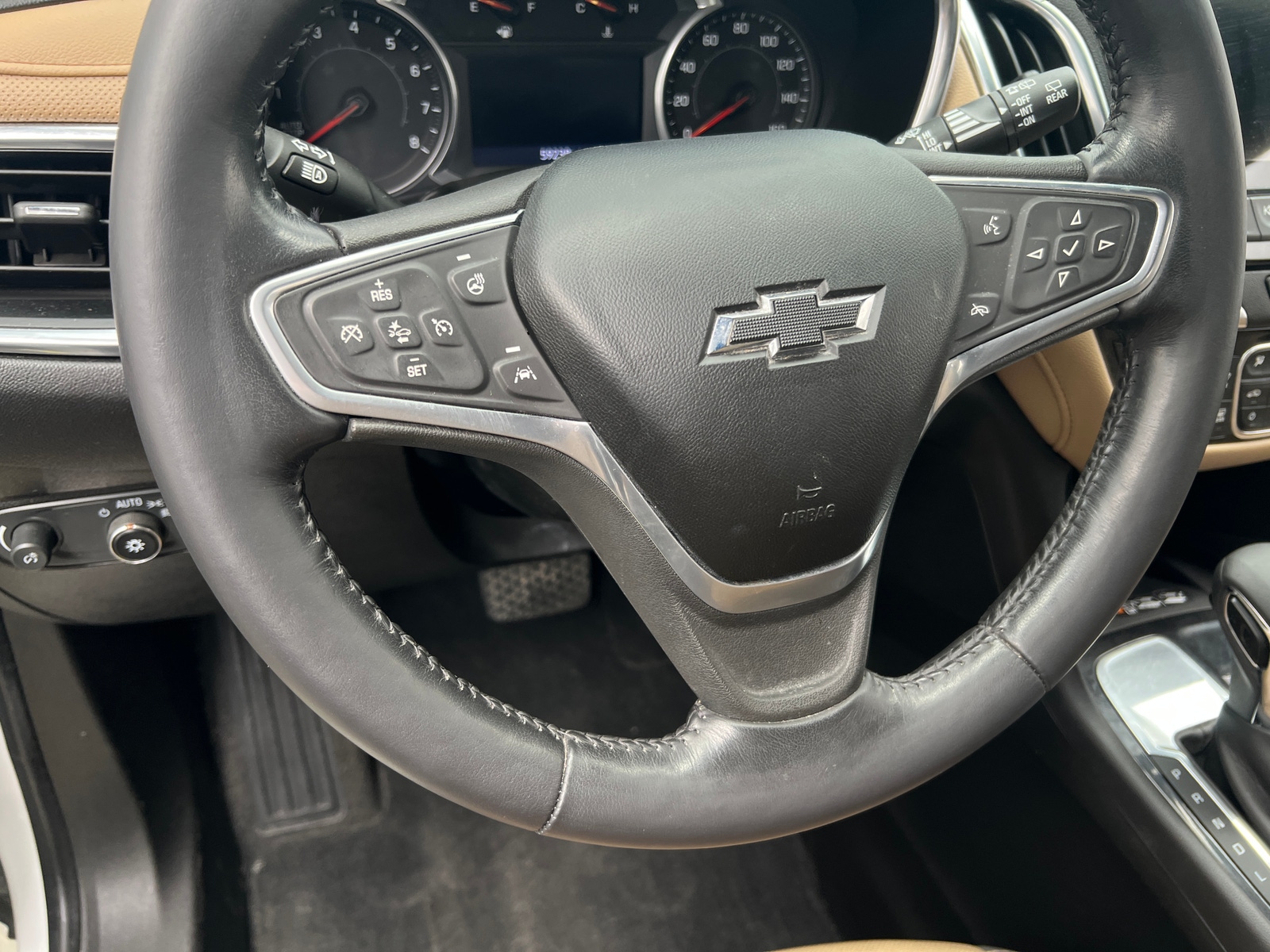 Thumbnail: 2022 Chevrolet Equinox - 4