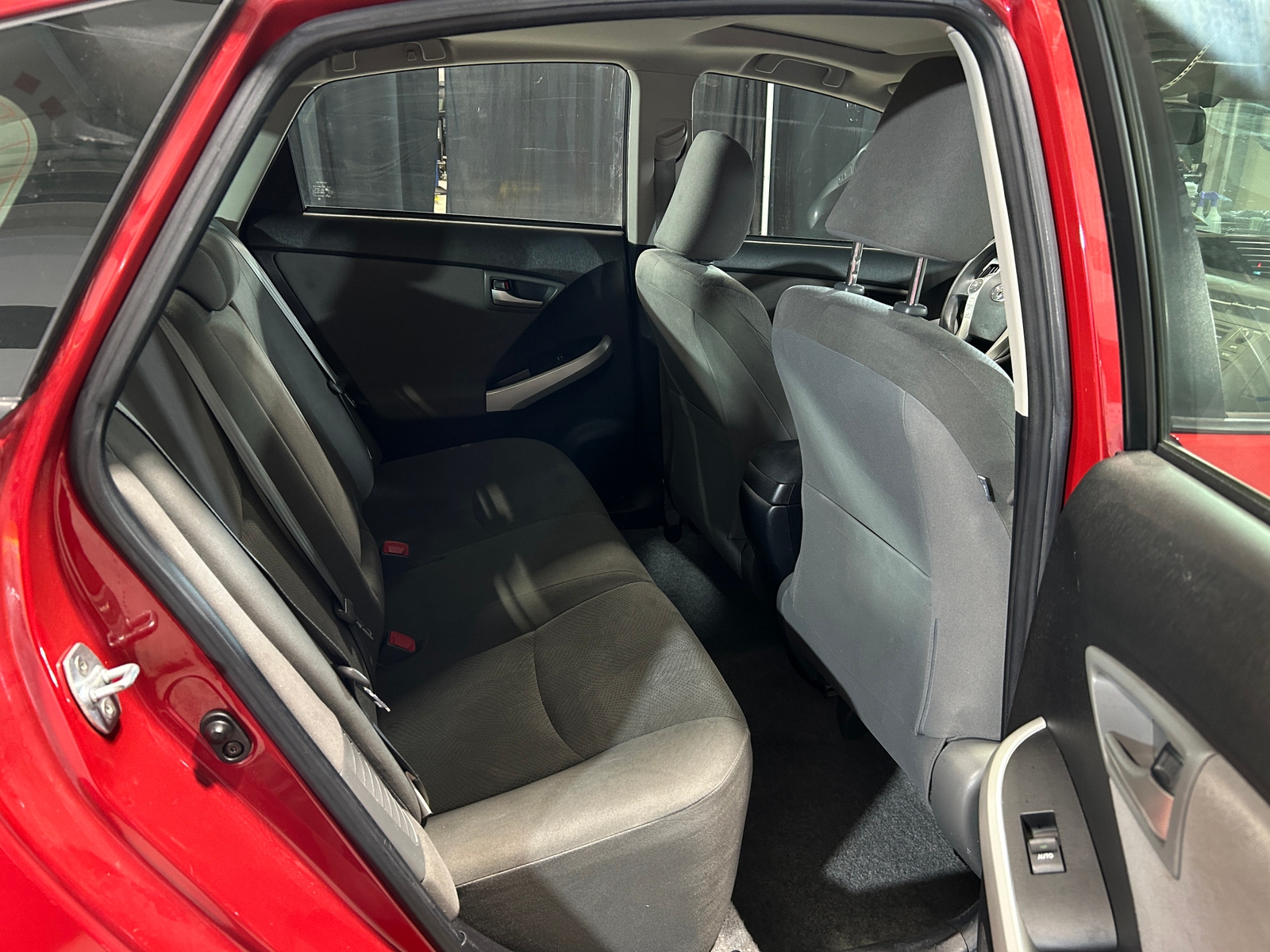 Thumbnail: 2013 Toyota Prius - 6