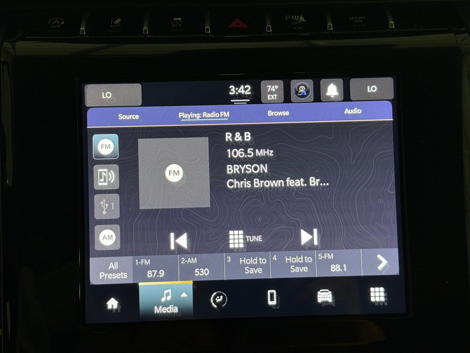 Thumbnail: 2023 Jeep Grand Cherokee L - 4