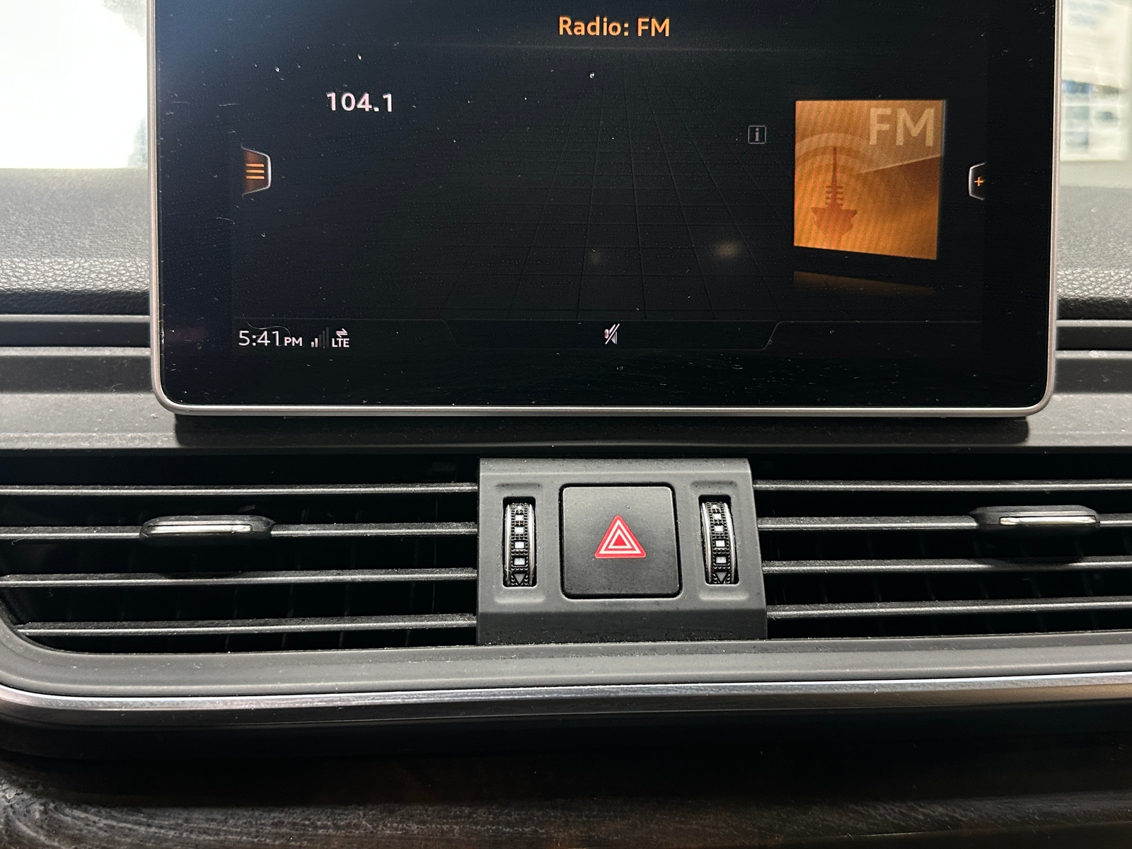 Thumbnail: 2019 Audi Q5 - 3