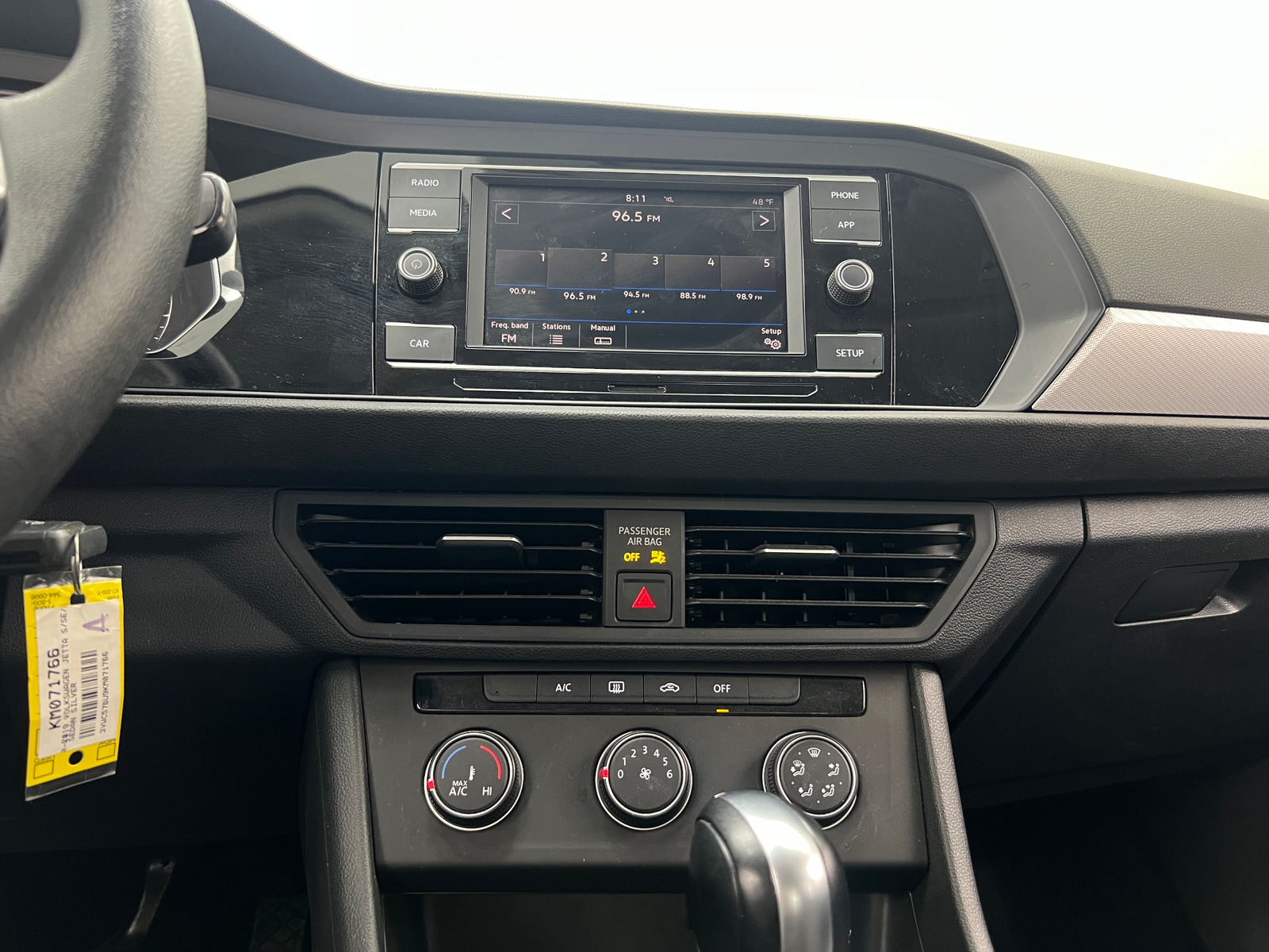 Thumbnail: 2019 Volkswagen Jetta - 4