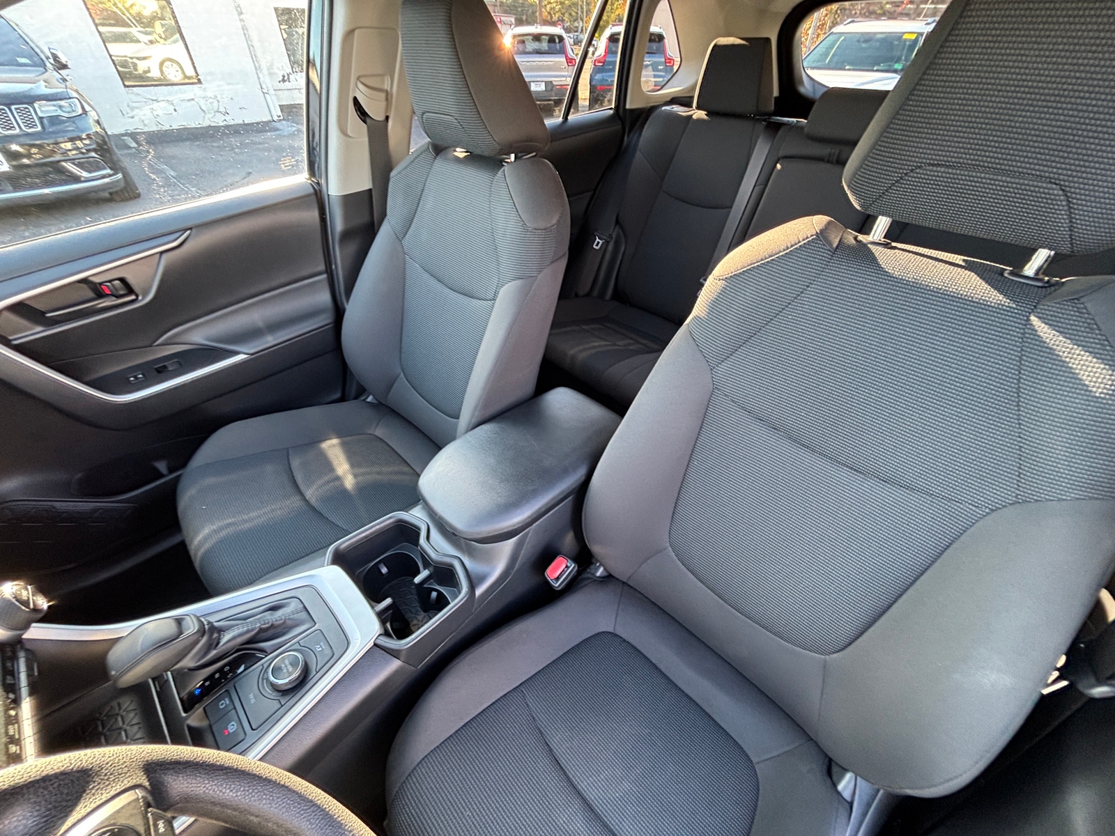 Thumbnail: 2025 Toyota RAV4 - 2