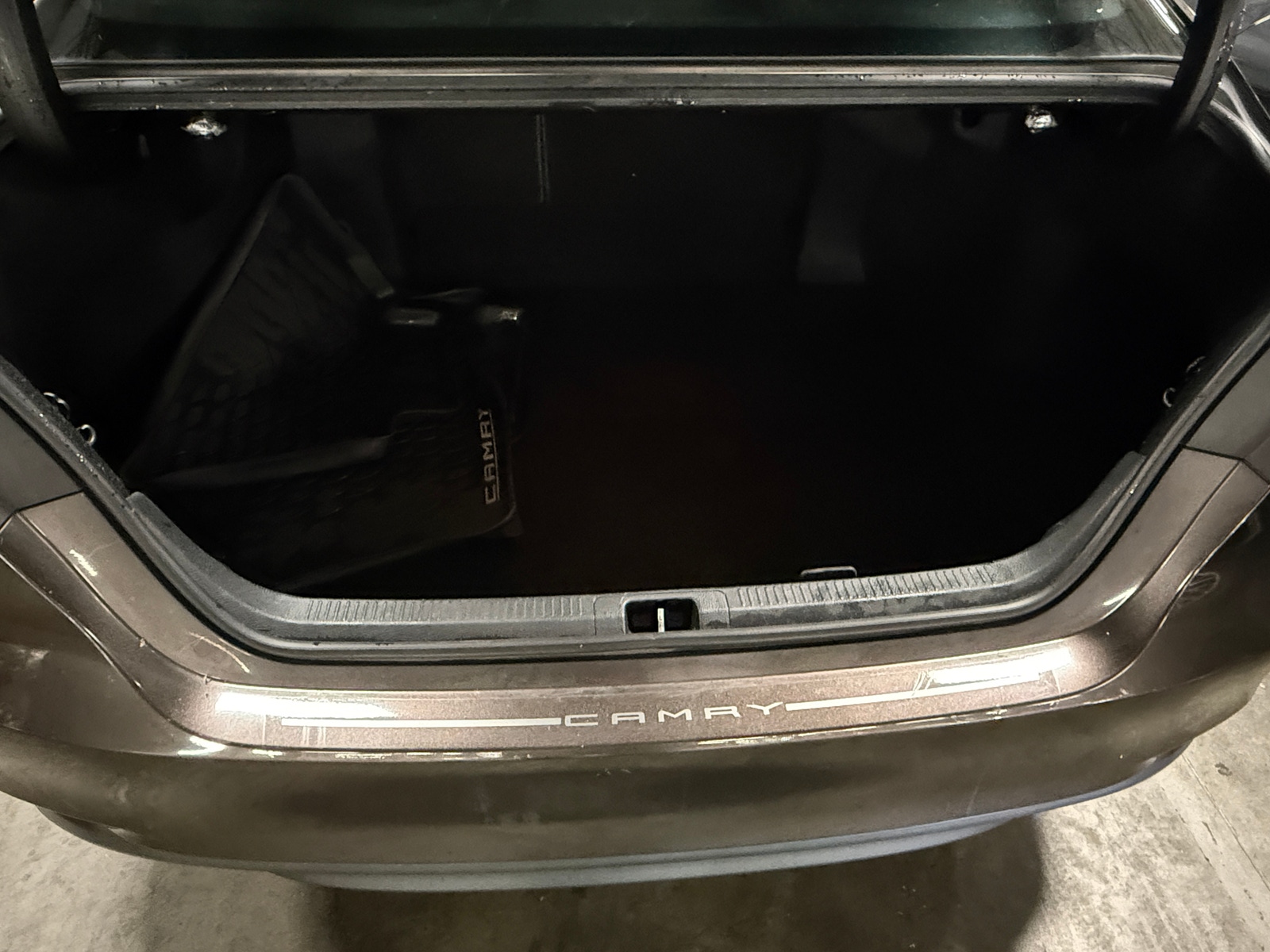 Thumbnail: 2019 Toyota Camry - 7