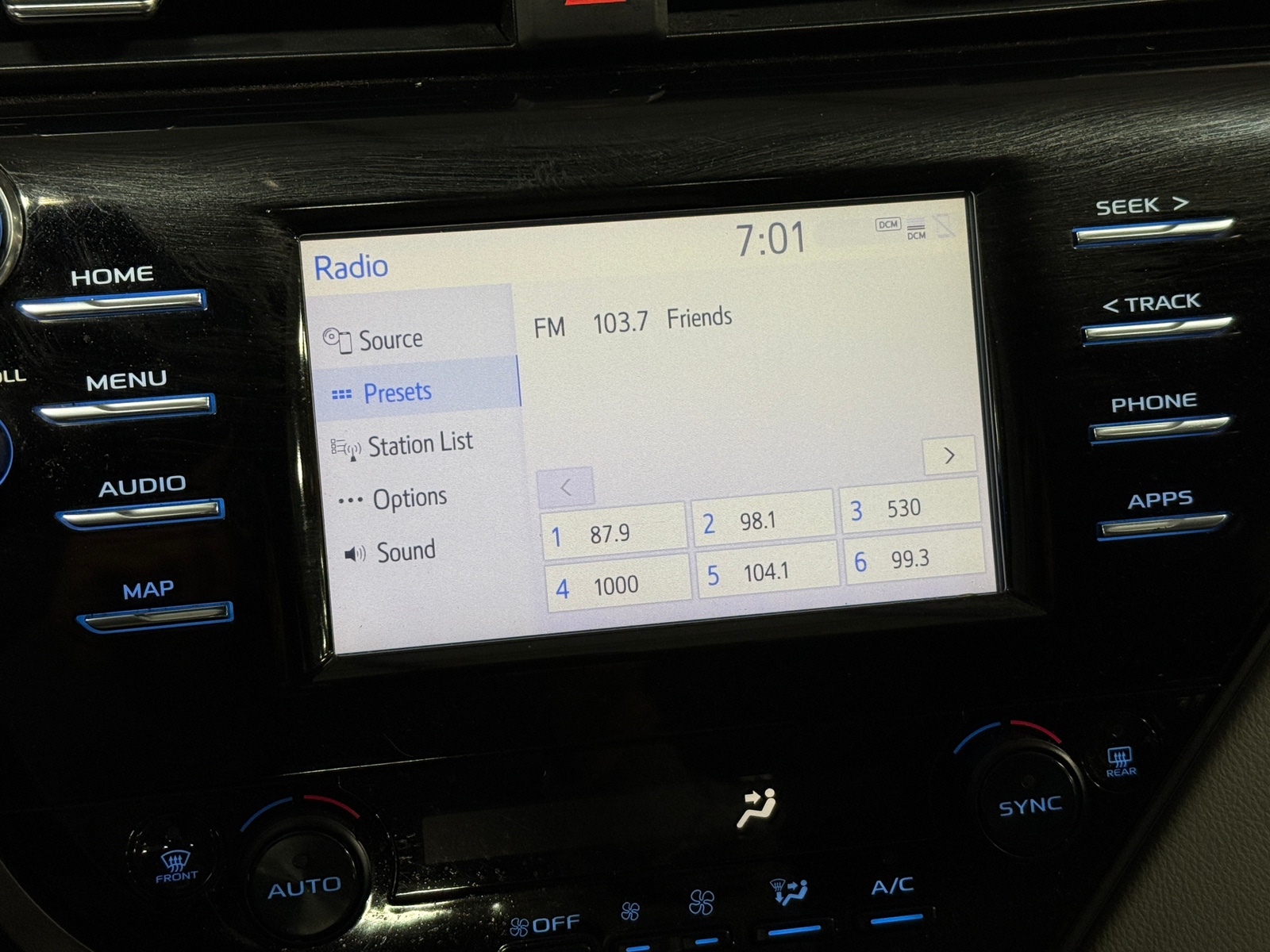 Thumbnail: 2019 Toyota Camry - 4