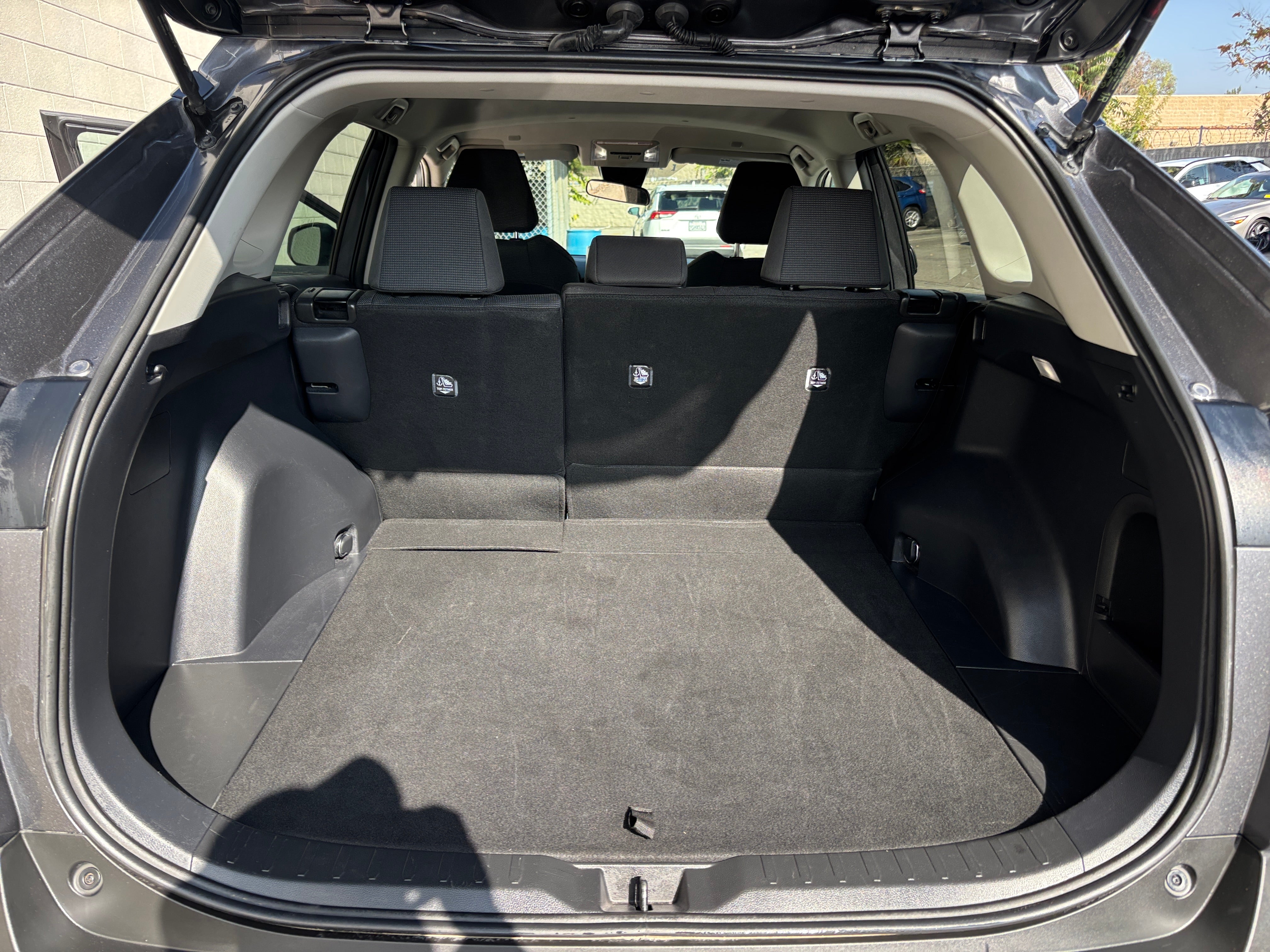 Thumbnail: 2025 Toyota RAV4 - 6